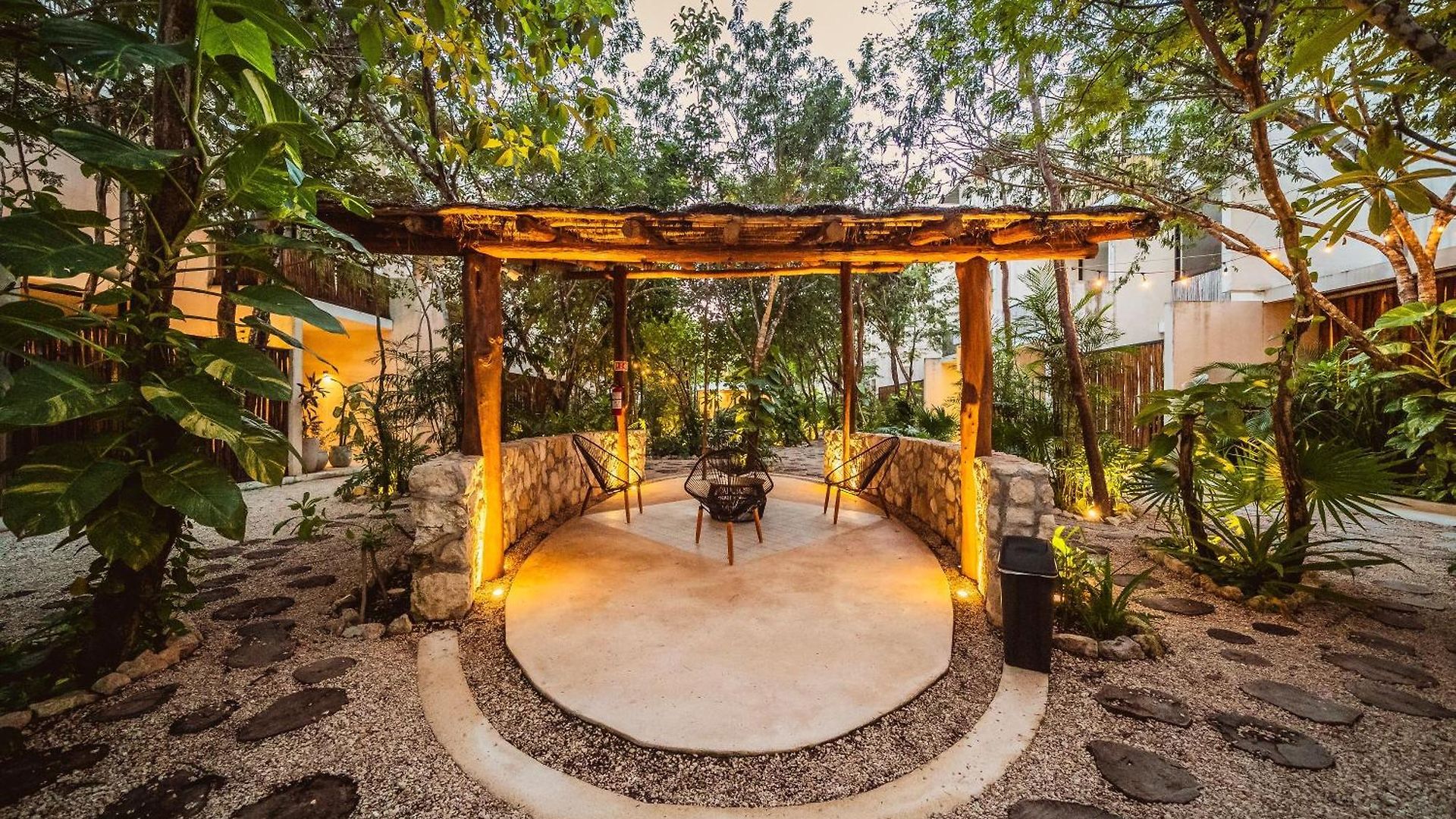Palalma Casa Luxury 2br & Iconic Pool *