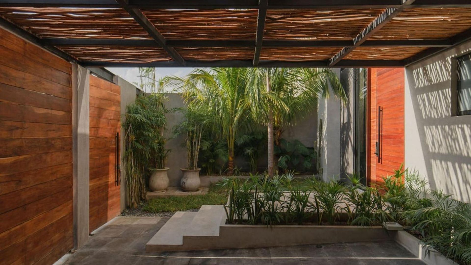 Niburu 4 Hab Exclusive House Villa