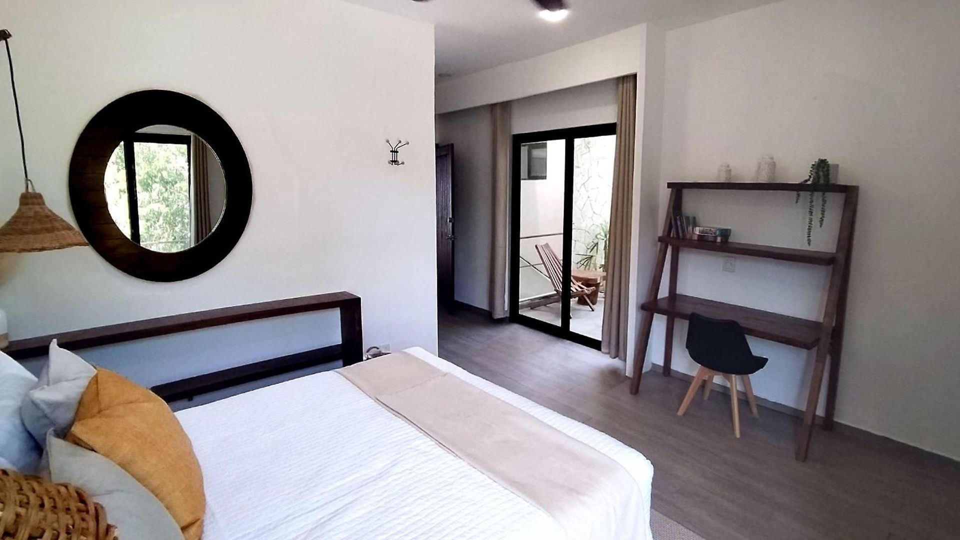 Tucanes 5 Bdr 10 Ppl Villa