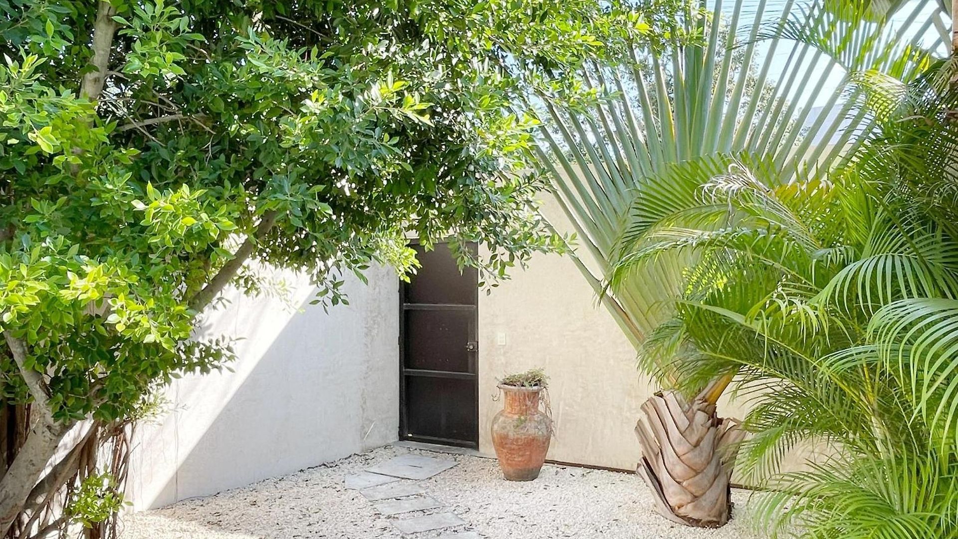 Villa Luxury House Tomanoa - 10pers - 4rooms - Pool - Hotjacuzzi - Speed Wifi -waterfall Tulum
