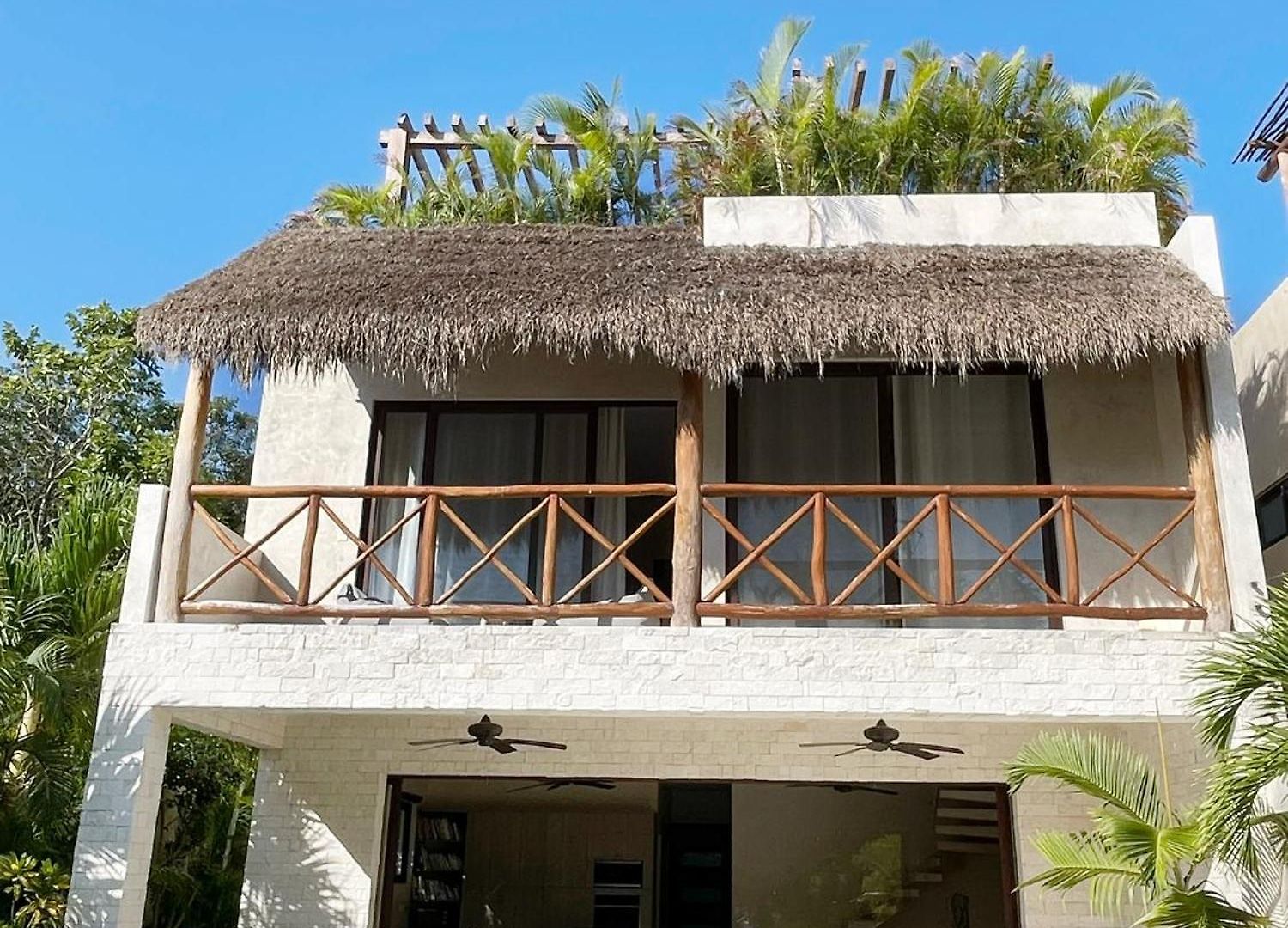 Luxury House Tomanoa - 10pers - 4rooms - Pool - Hotjacuzzi - Speed Wifi -waterfall Tulum