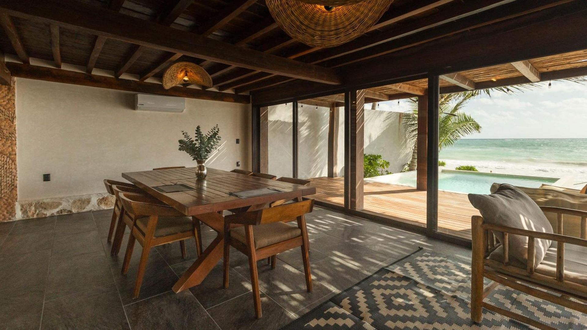 Casa Aakbal - Luxury Front Tulum