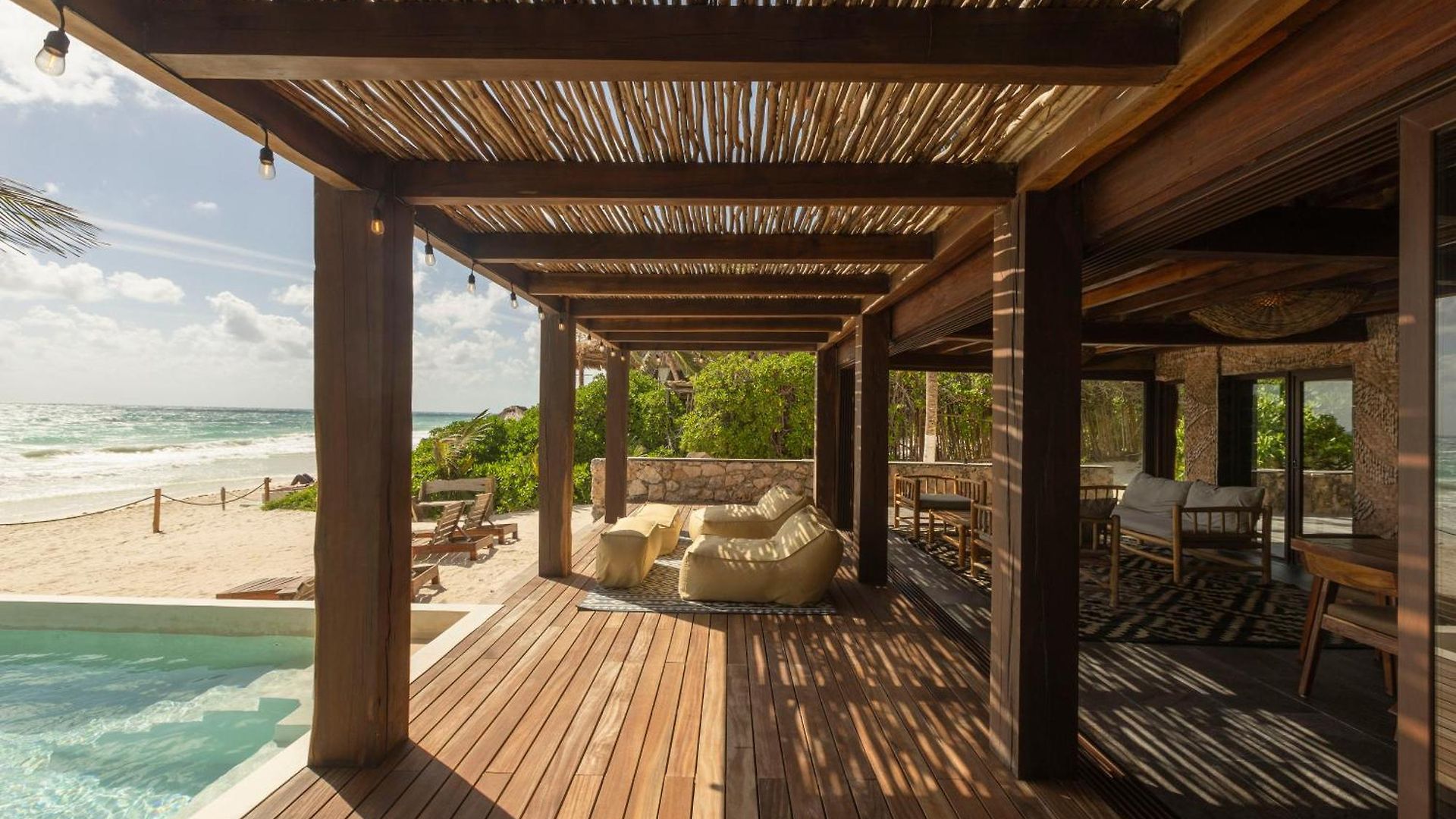 Villa Casa Aakbal - Luxury Front Tulum