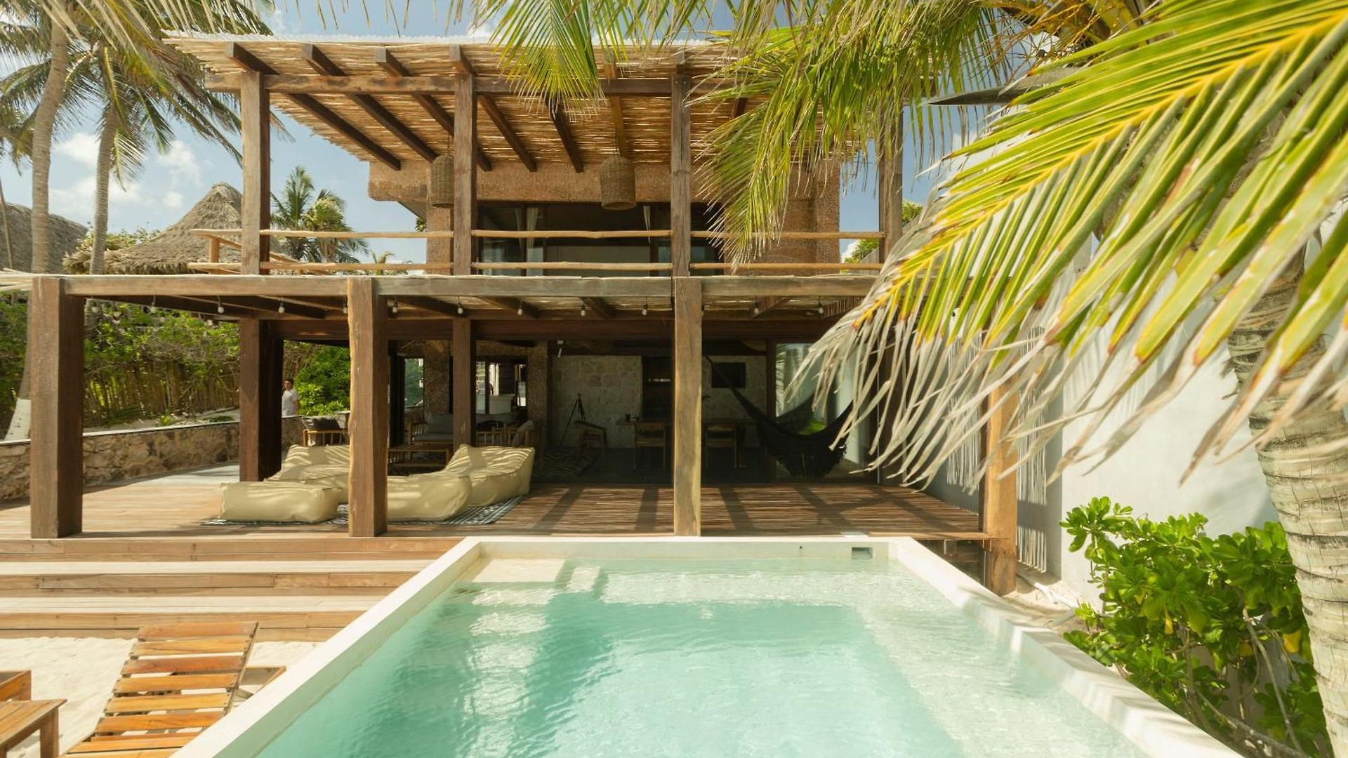 Casa Aakbal - Luxury Front *