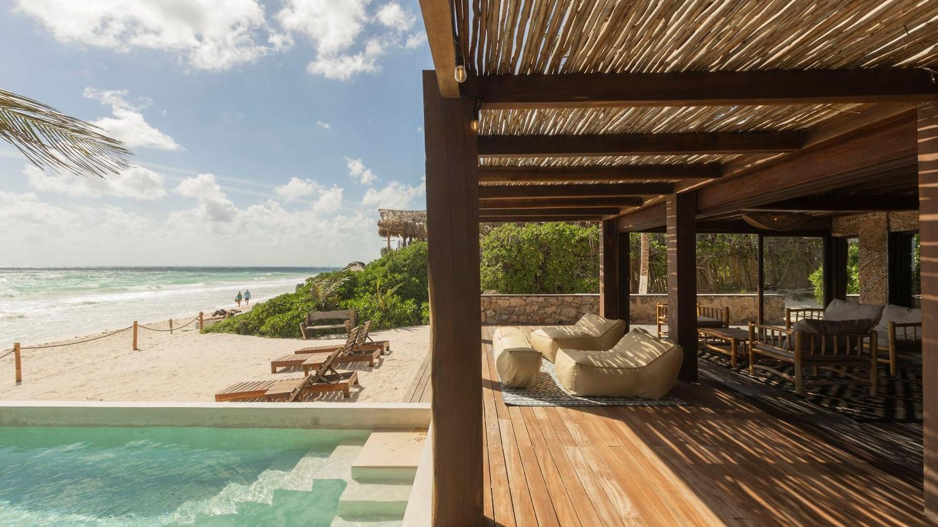 Villa Casa Aakbal - Luxury Front