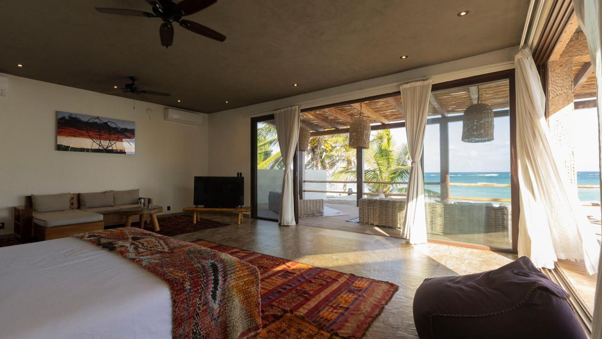 Casa Aakbal - Luxury Front Villa Tulum