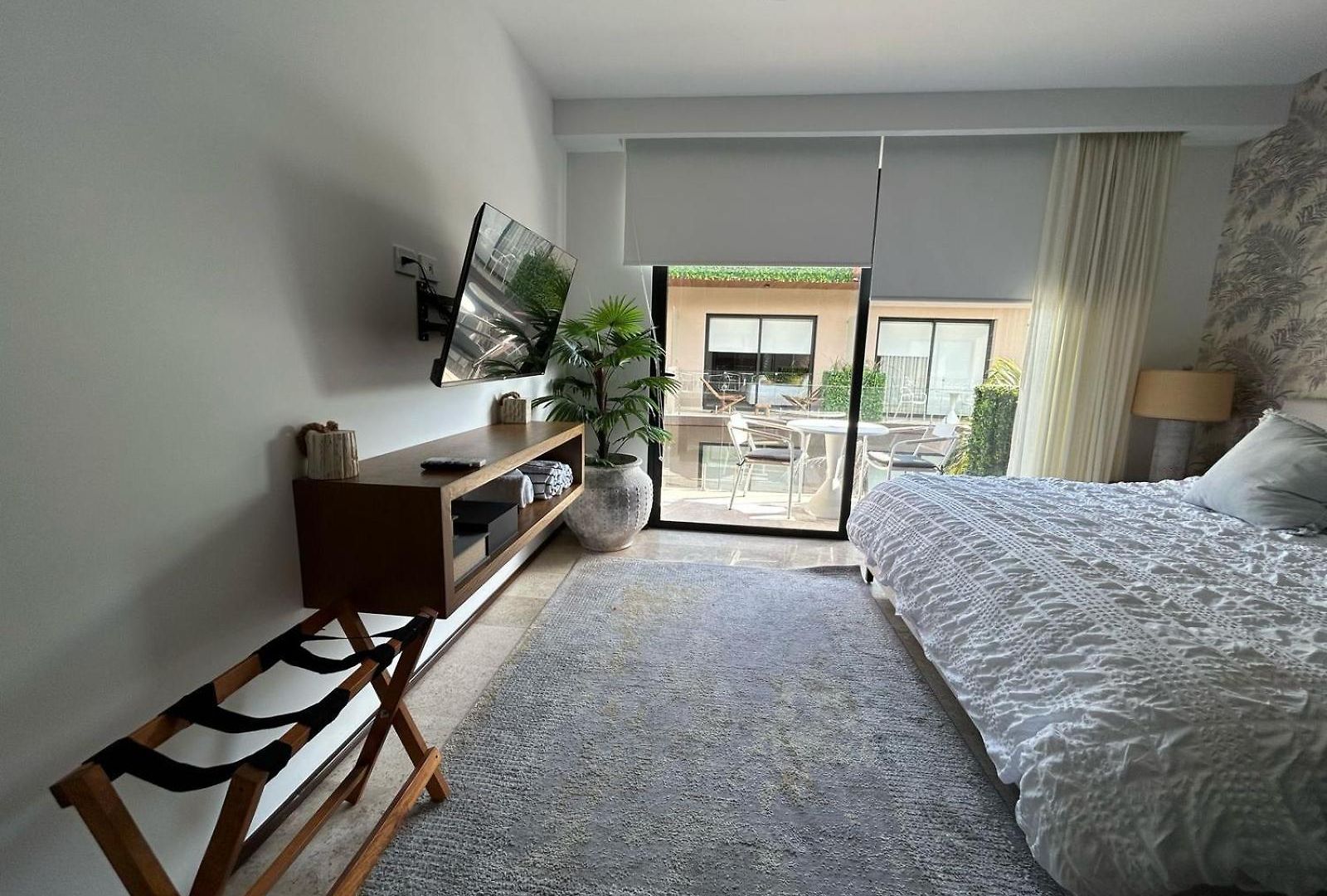 Menesse Bed & Breakfast