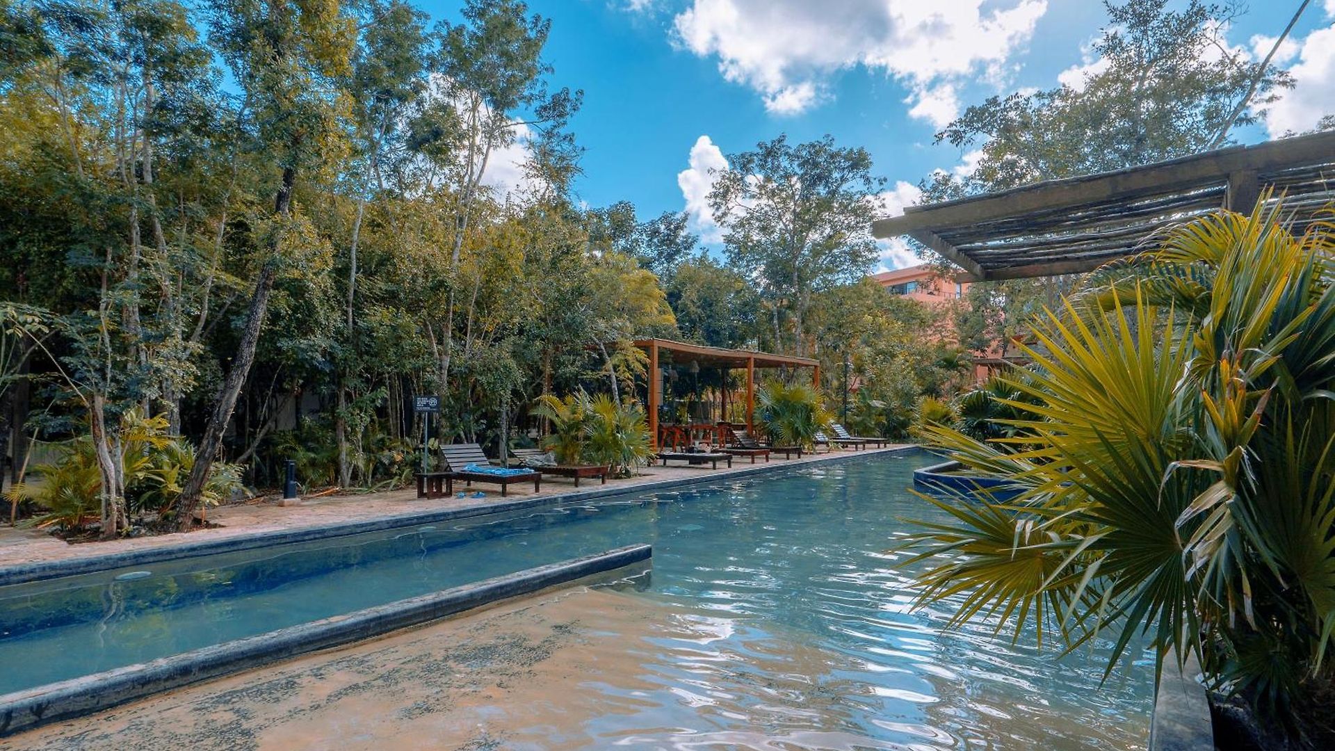 Casa Lifeu Apartahotel *