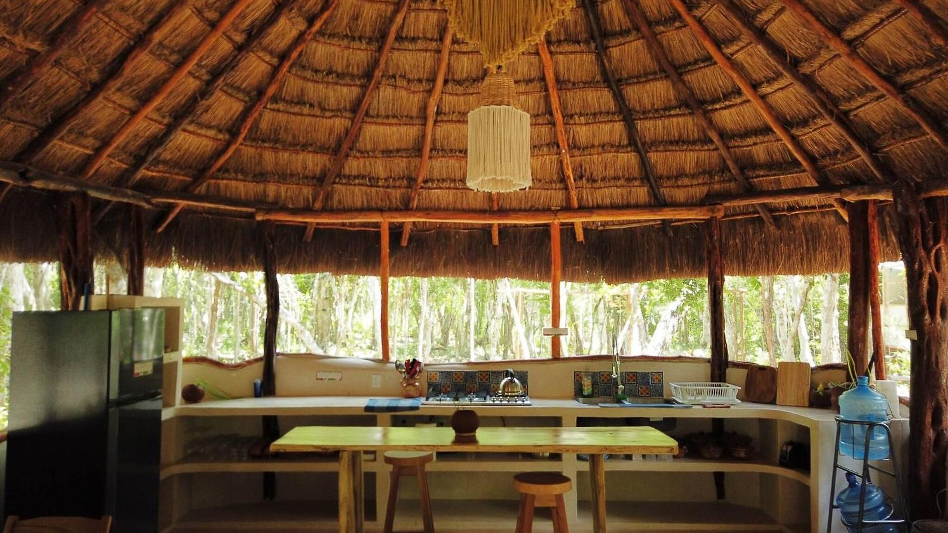 Unique Jungle Dome Ik Lodge