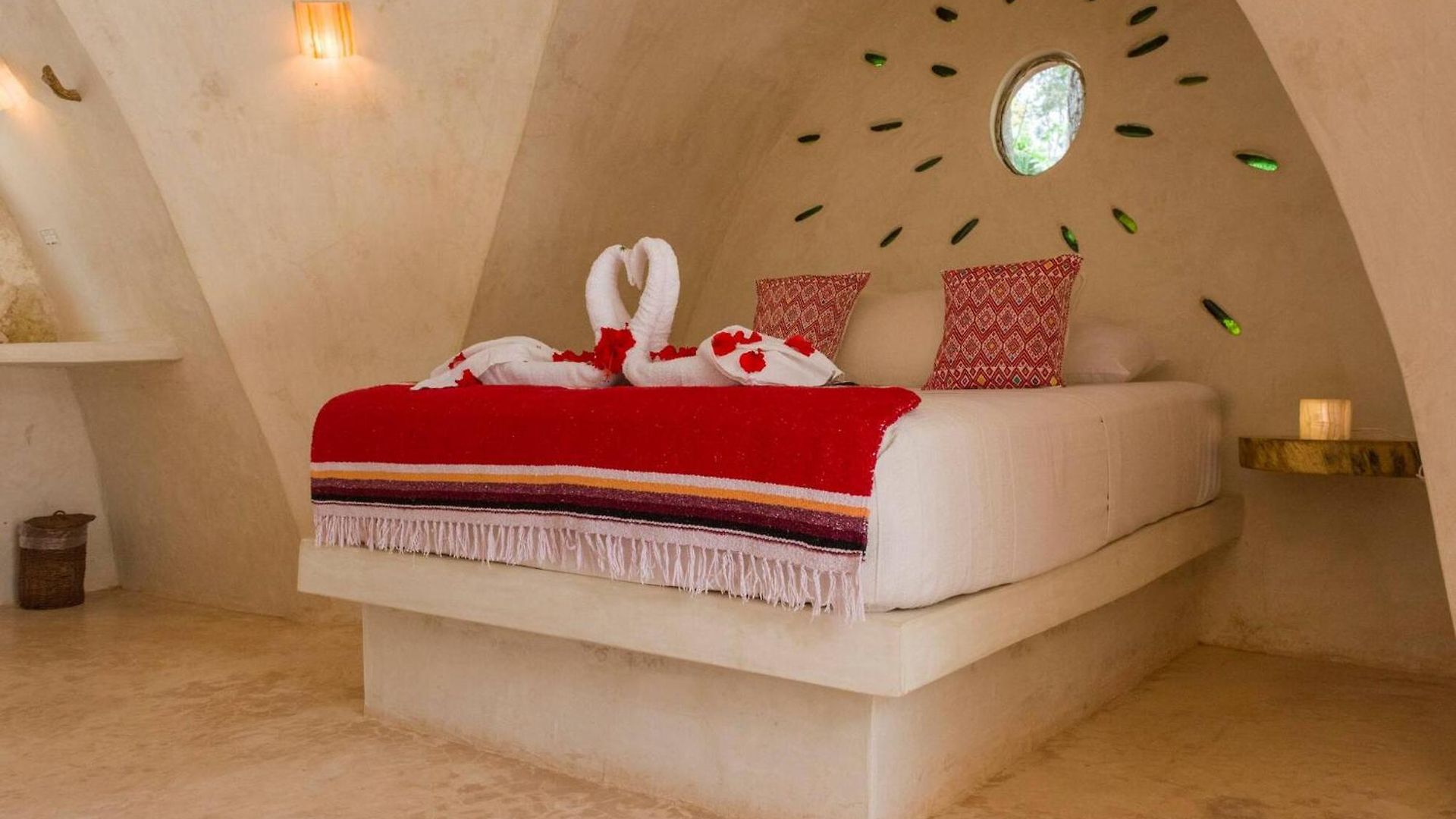 Unique Jungle Dome Ik Lodge