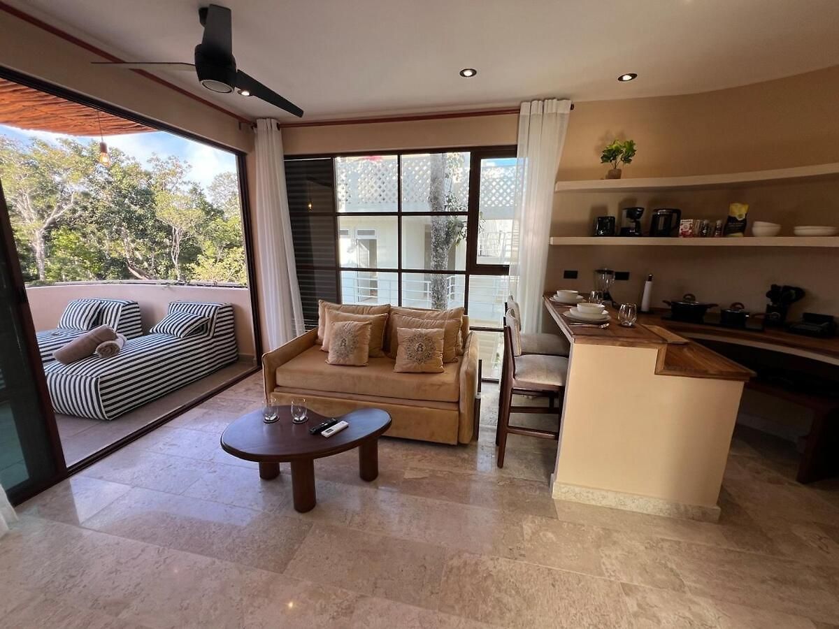 Charming Boutique Jungle Views Private Pool