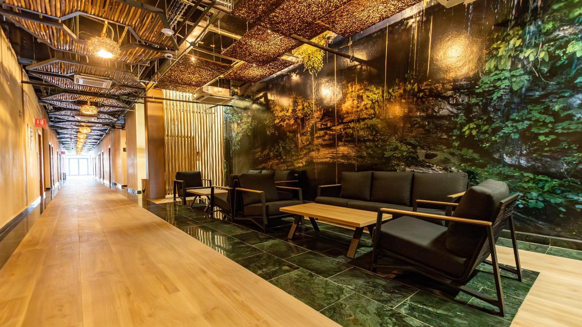Hotel Gafsacomm Aeropuerto 5*