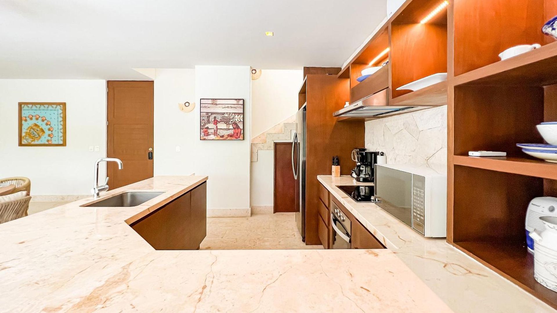 Apartment Stylish Mexican Interior Ph- Private Rooftop -gated Community