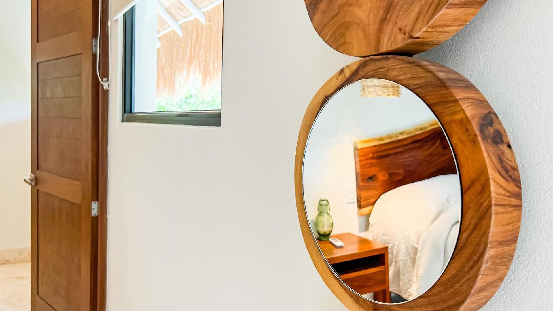 Apartment Stylish Mexican Interior Ph- Private Rooftop -gated Community