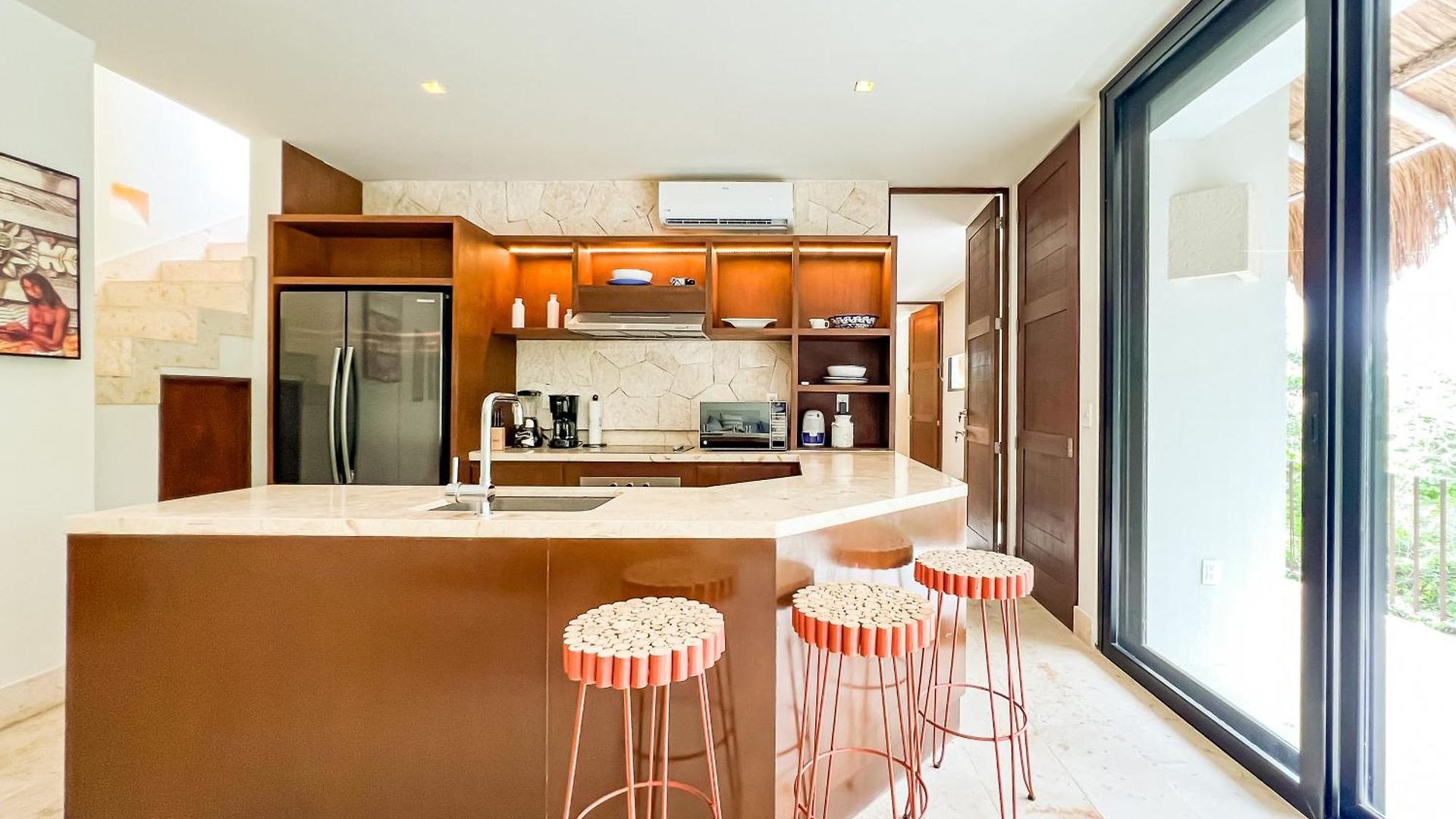 Stylish Mexican Interior Ph- Private Rooftop -gated Community Apartment
