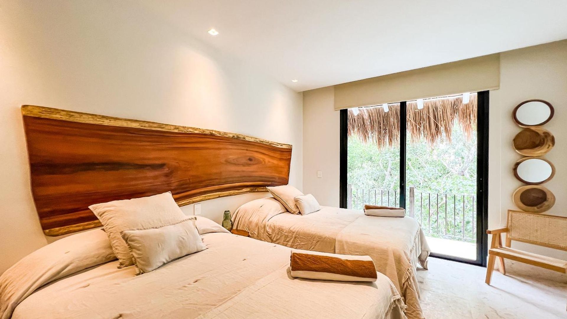 Apartment Stylish Mexican Interior Ph- Private Rooftop -gated Community *