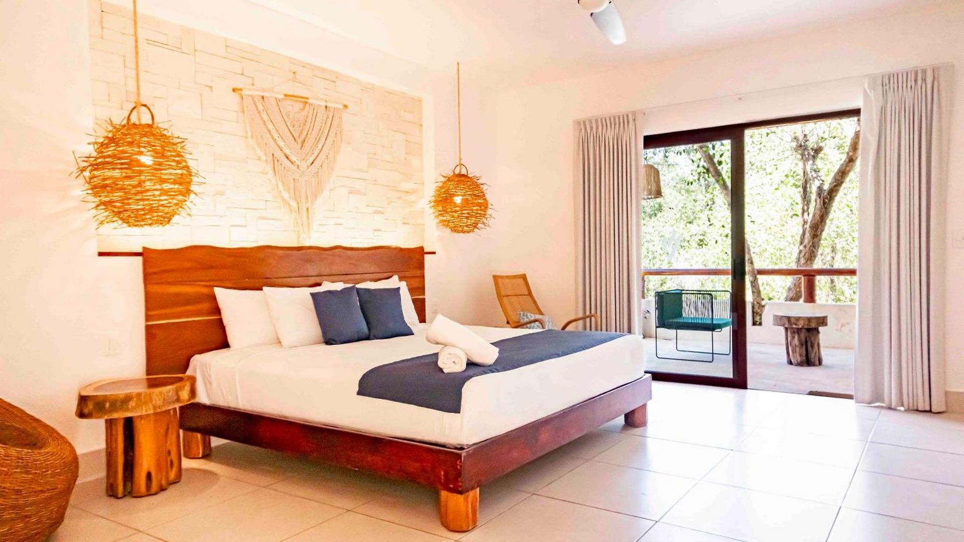 Niik Tulum