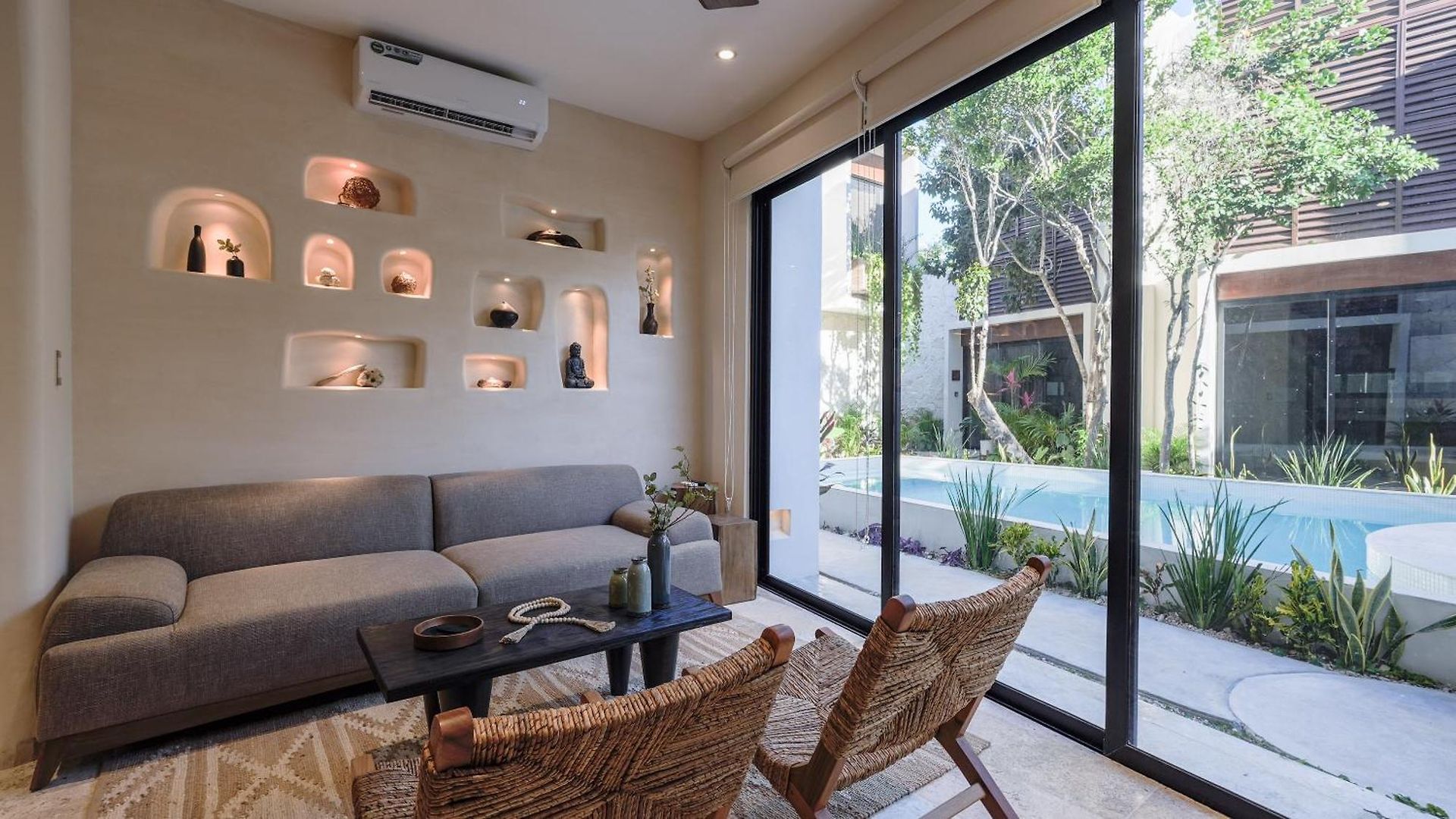 Сasa de vacaciones Divine House With Private Roof And Pool Only 1km From The