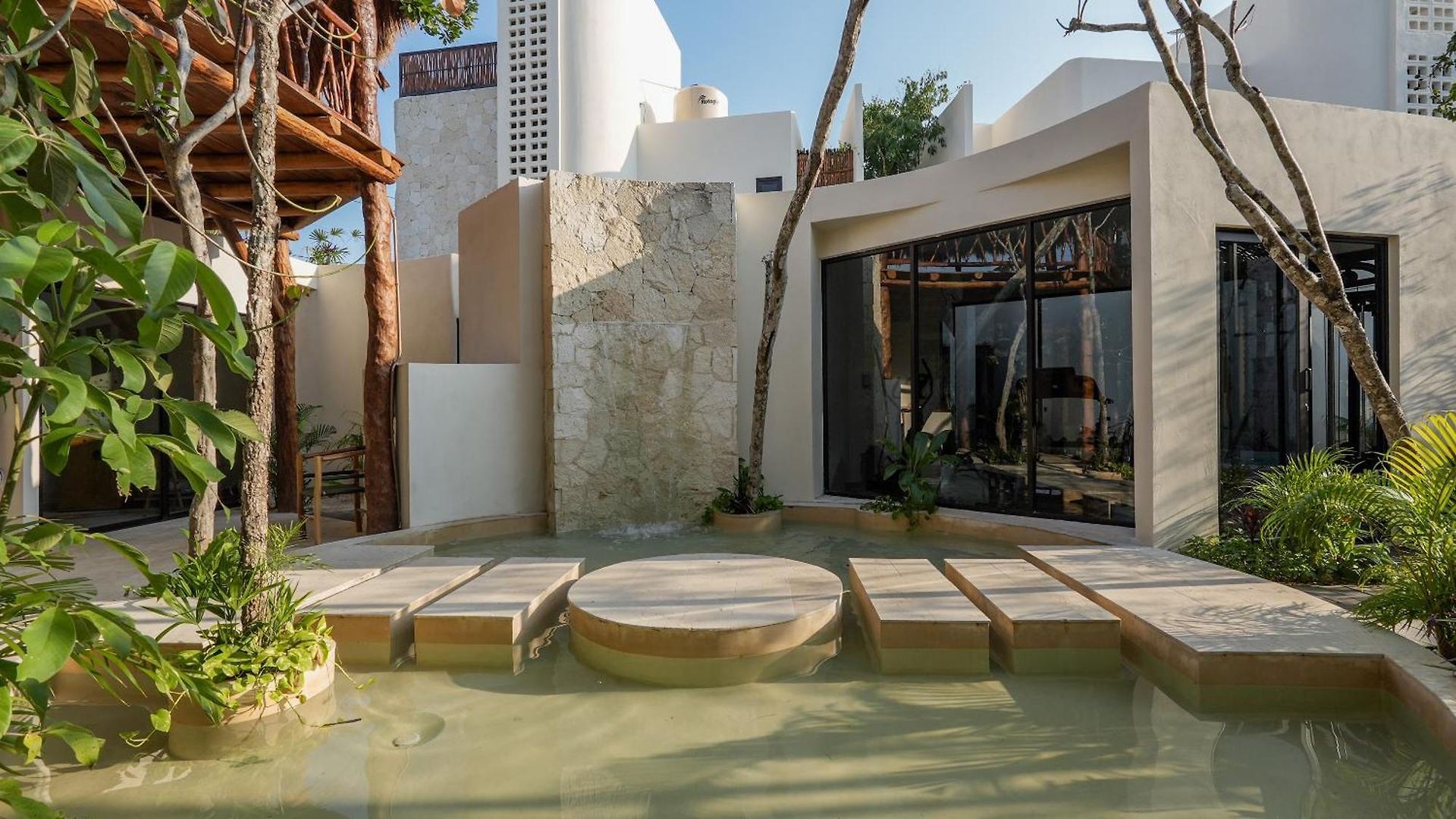 Сasa de vacaciones Divine House With Private Roof And Pool Only 1km From The *