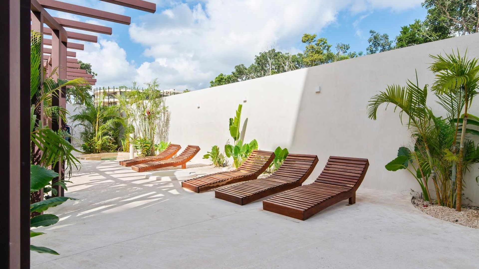 Guest - Elements Tulum