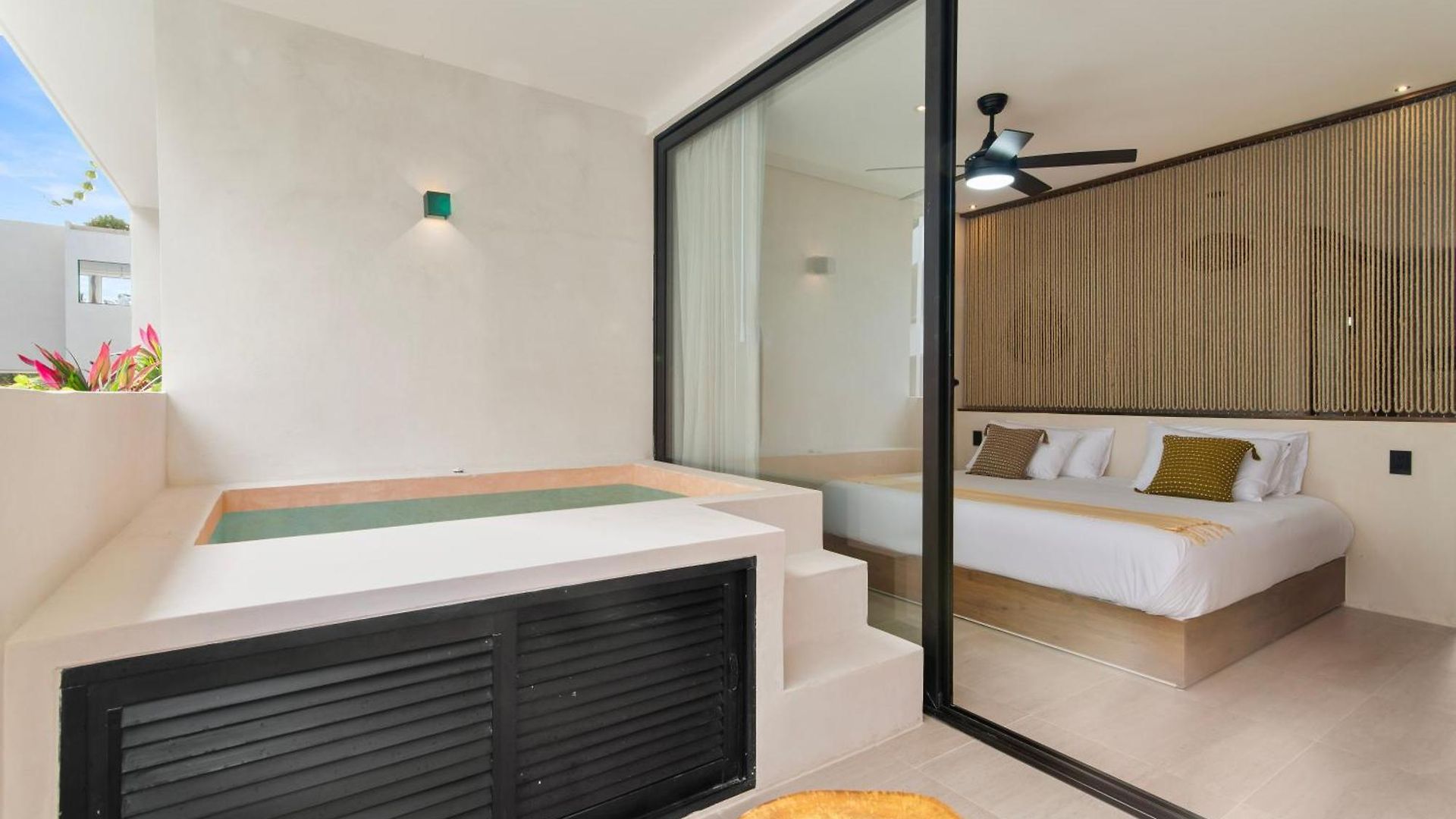 Guest - Elements Tulum