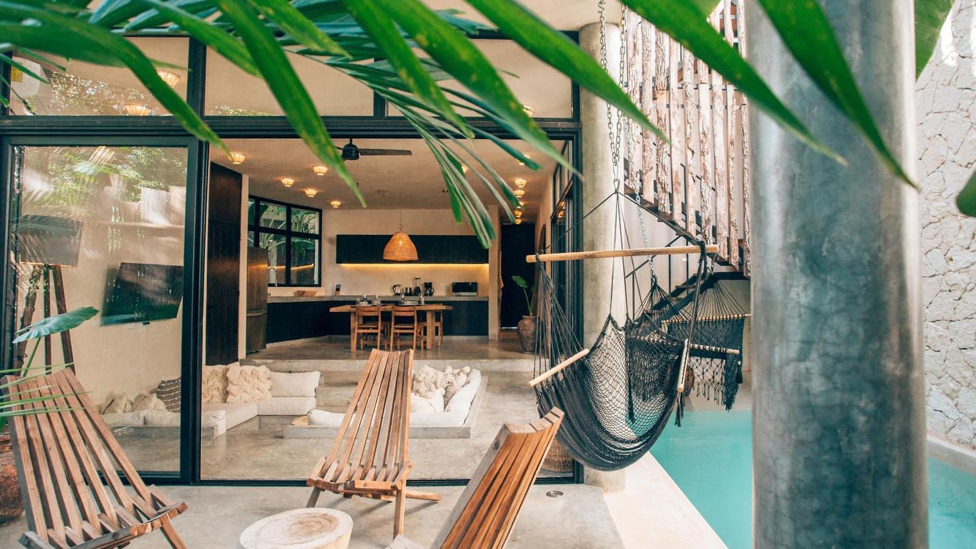 Villa Jungle Rooftop -priv Pool-bathtub-jacuzzi 2a *