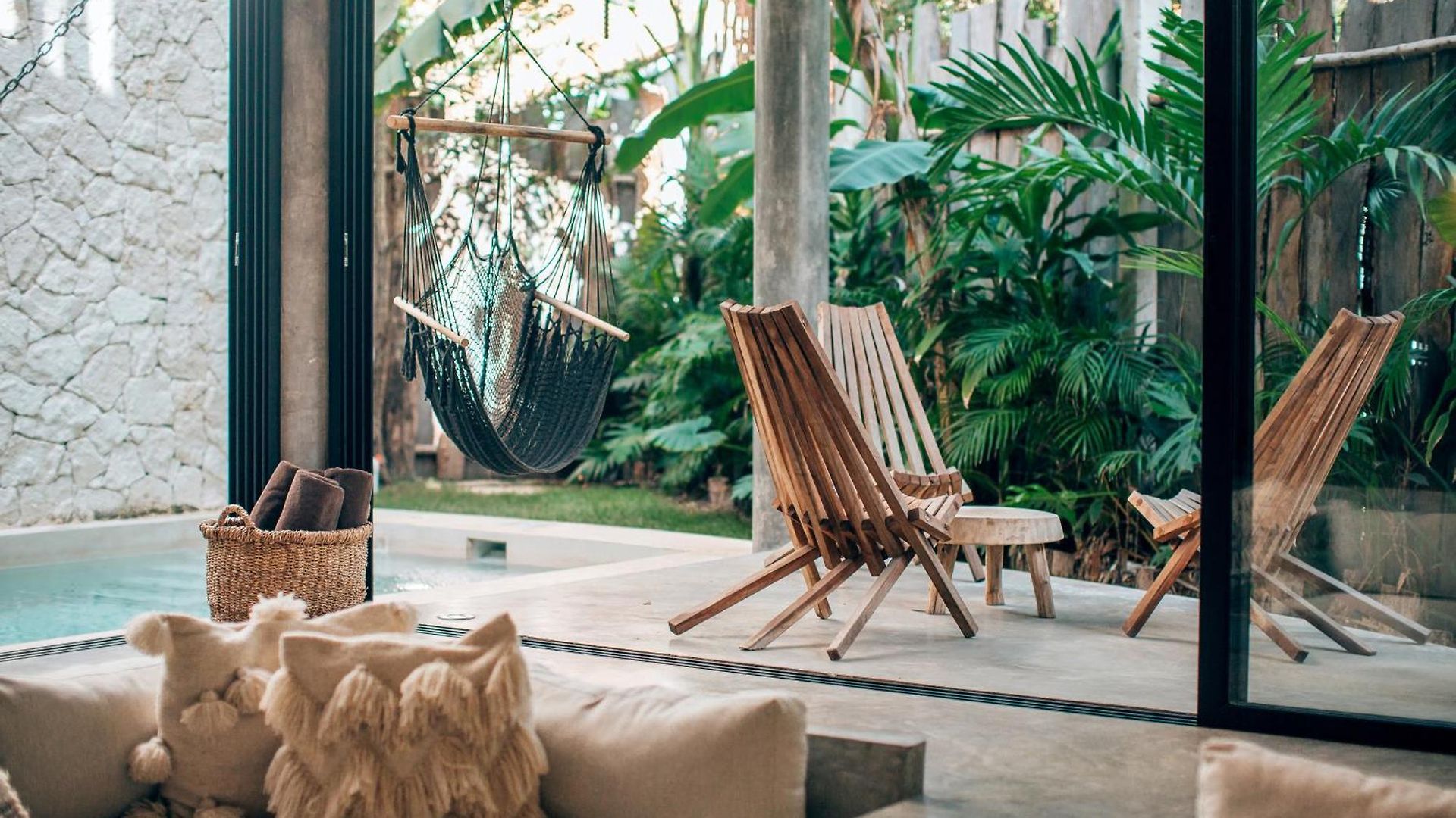Jungle Rooftop -priv Pool-bathtub-jacuzzi 2a *