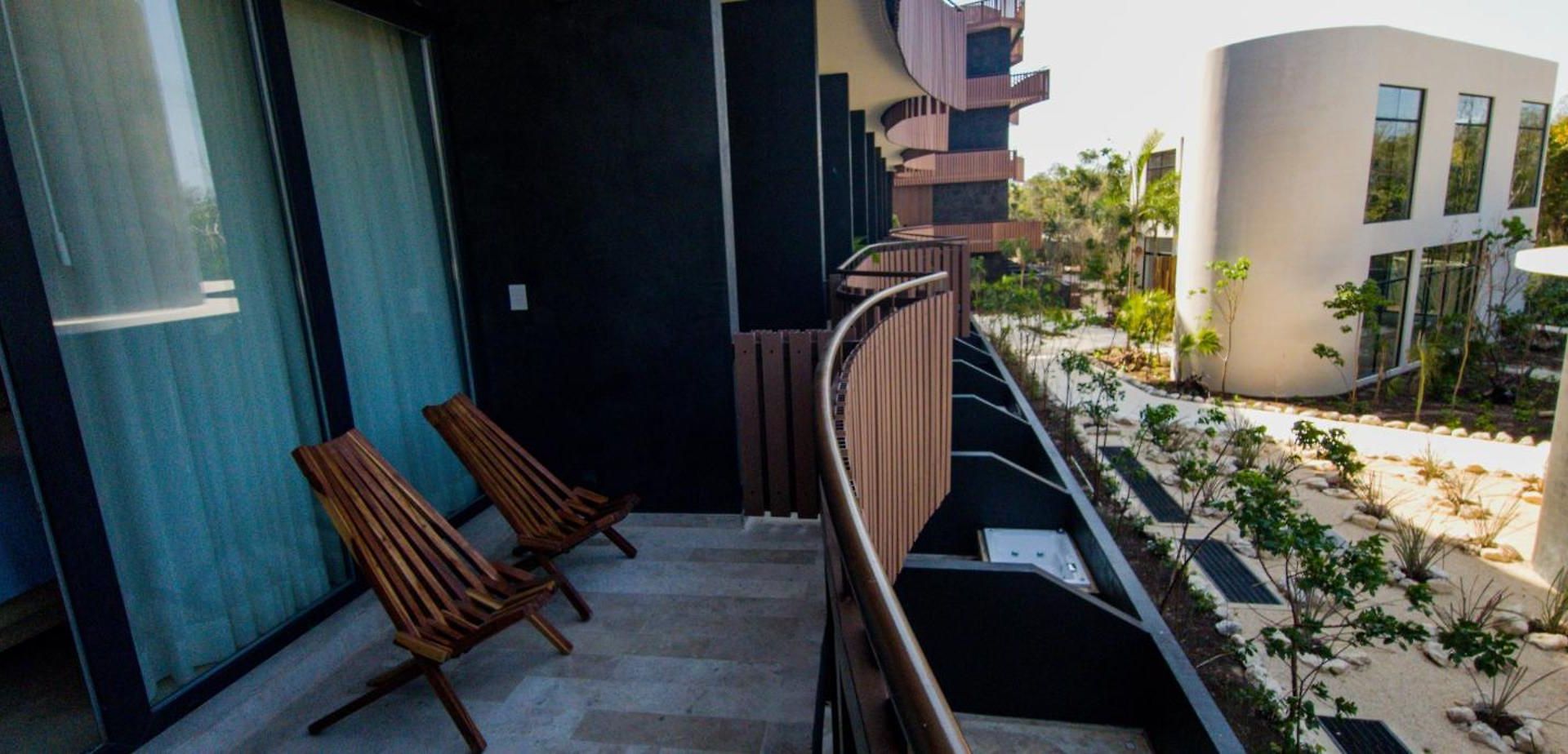 Apartment Seascape Near The With A Sea-view Rooftop And Infinity Pool