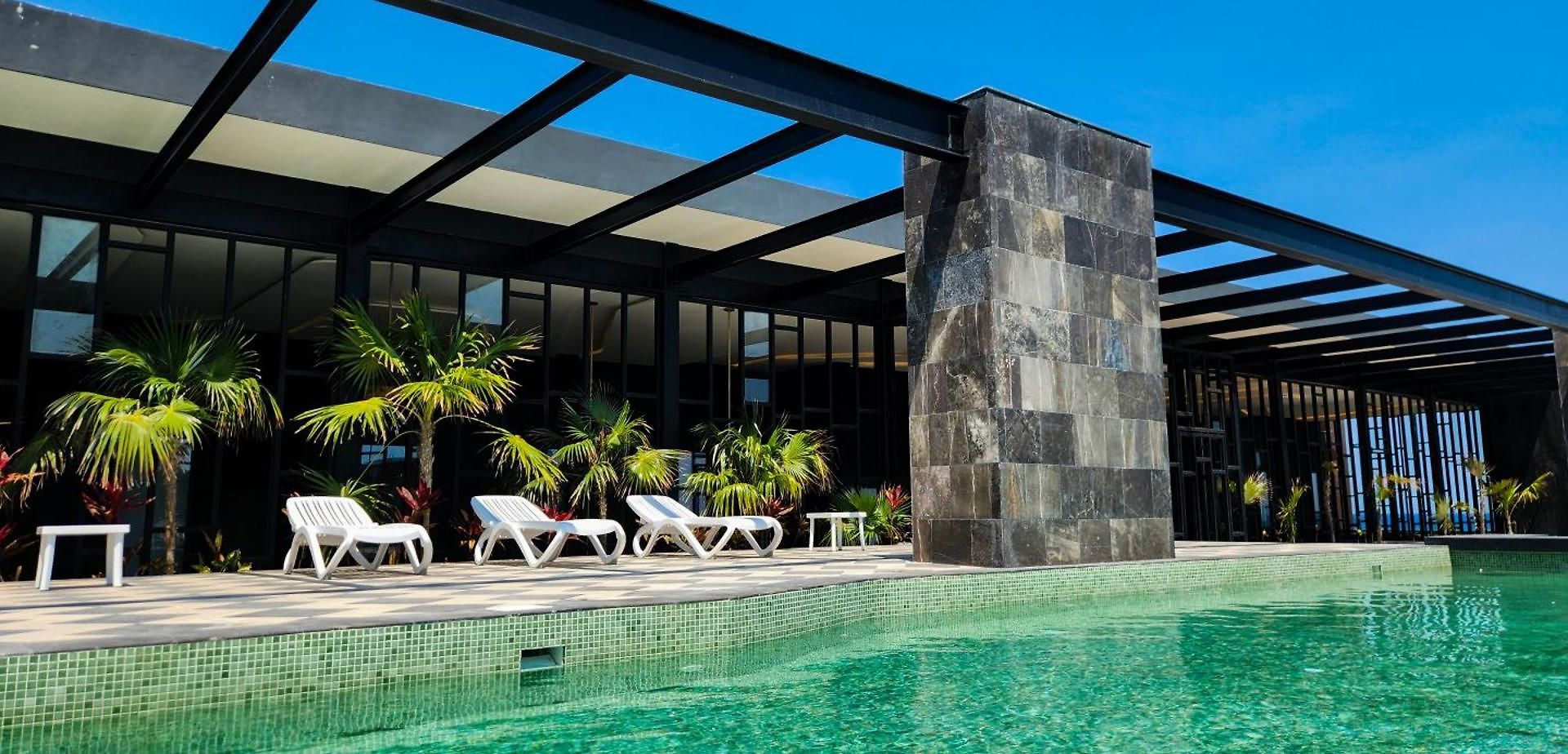 Seascape Near The With A Sea-view Rooftop And Infinity Pool Apartment