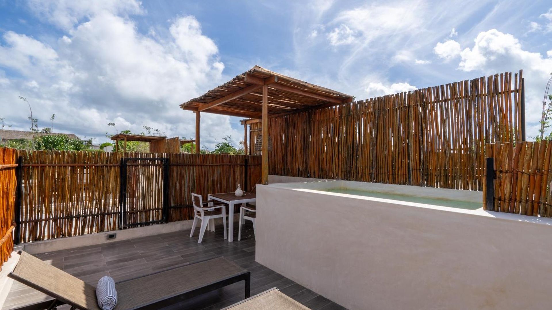 Moonstone - With Private Pool And 24hrs Security & Club Access Tulum