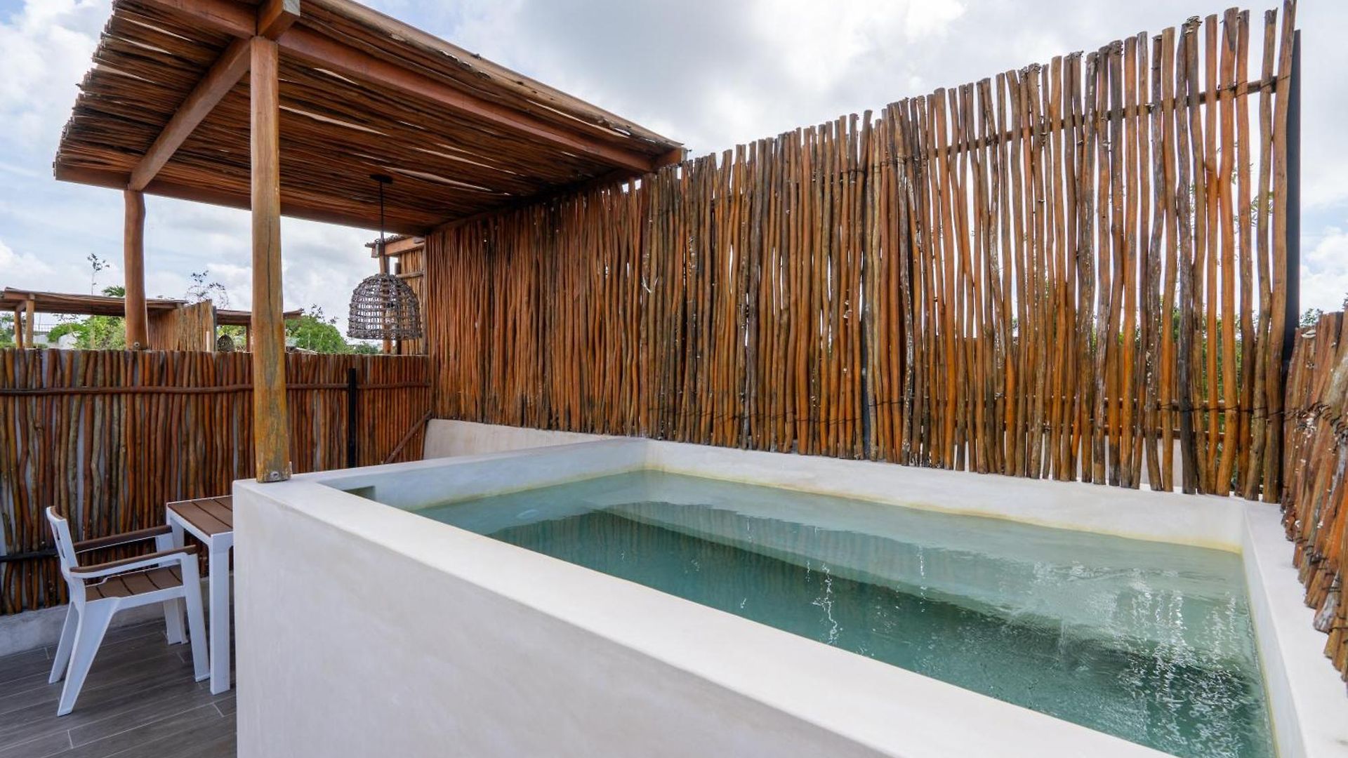 Moonstone - With Private Pool And 24hrs Security & Club Access Villa *