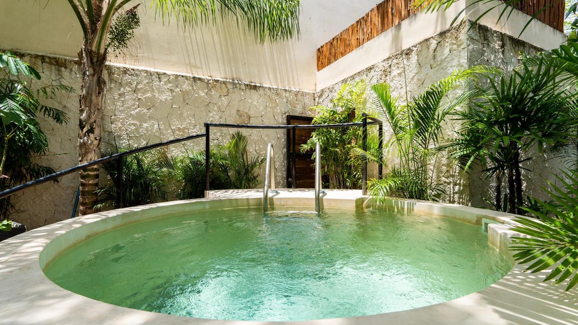 Moonstone - With Private Pool And 24hrs Security & Club Access Tulum