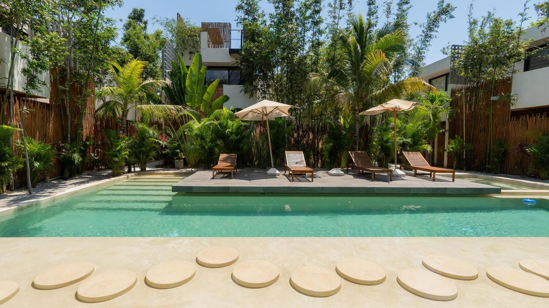 Villa Moonstone - With Private Pool And 24hrs Security & Club Access *