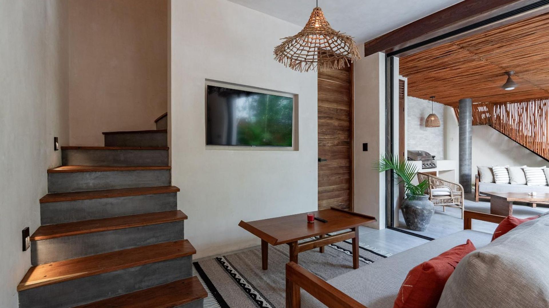 Moonstone - With Private Pool And 24hrs Security & Club Access Villa *