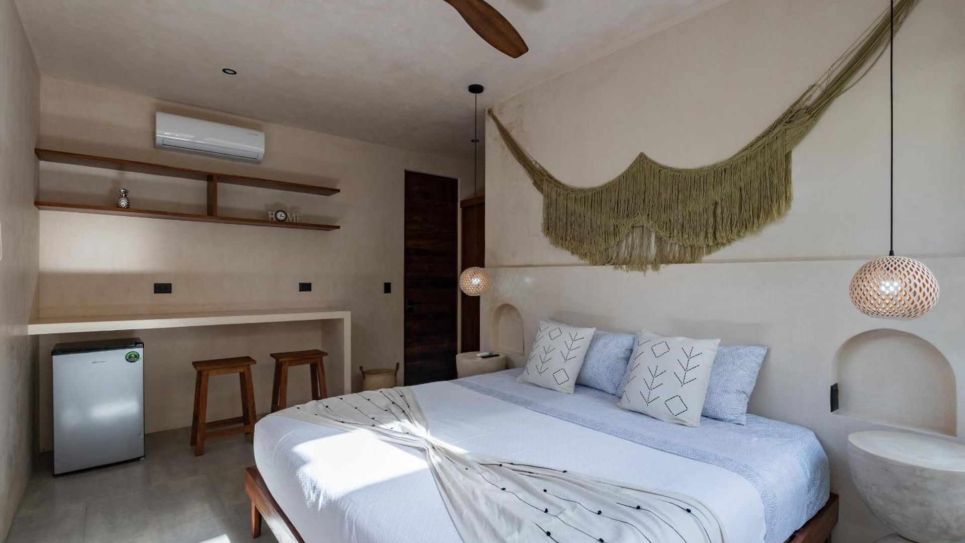 Moonstone - With Private Pool And 24hrs Security & Club Access Villa *