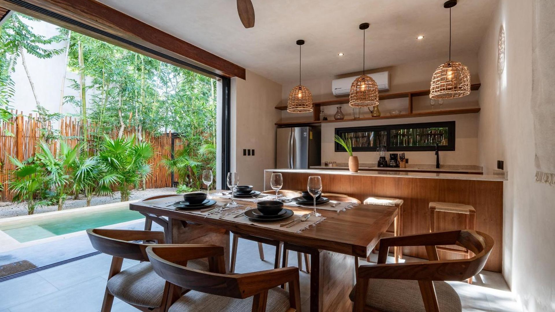 Villa Moonstone - With Private Pool And 24hrs Security & Club Access *