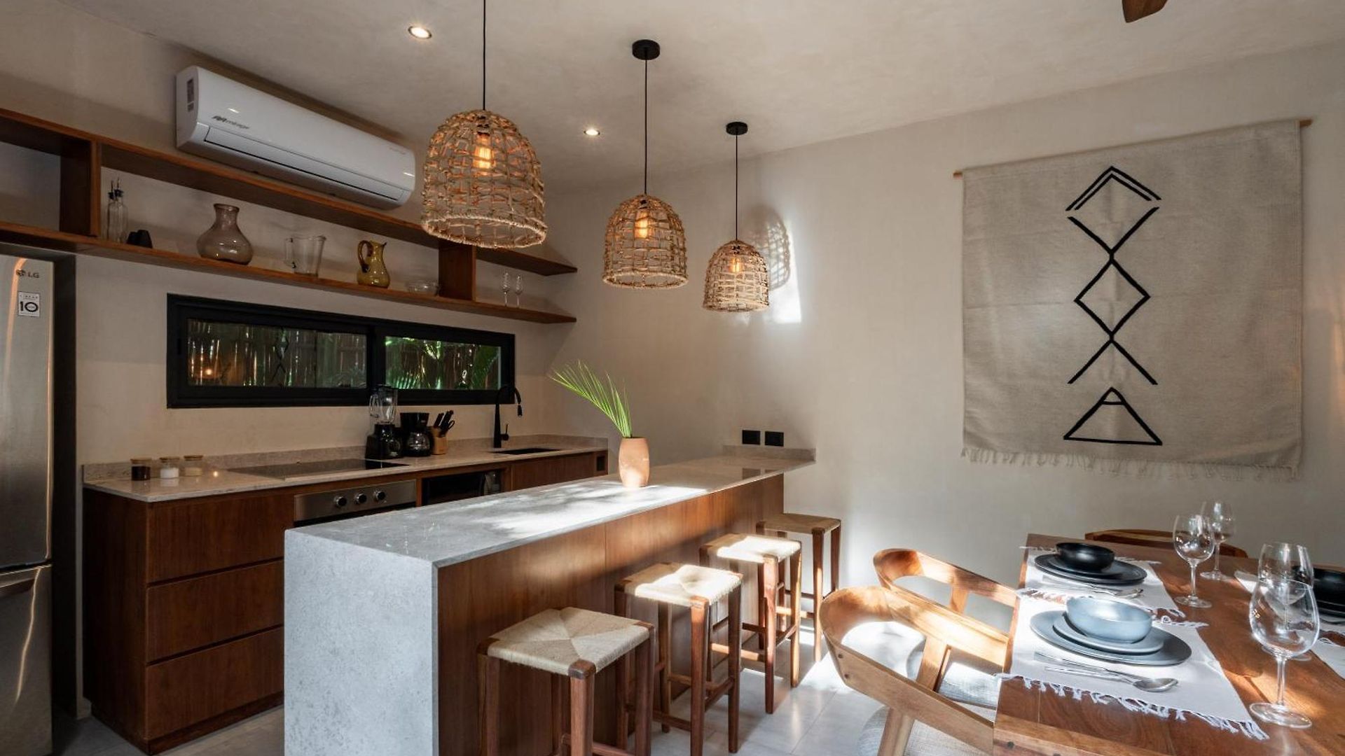 Villa Moonstone - With Private Pool And 24hrs Security & Club Access
