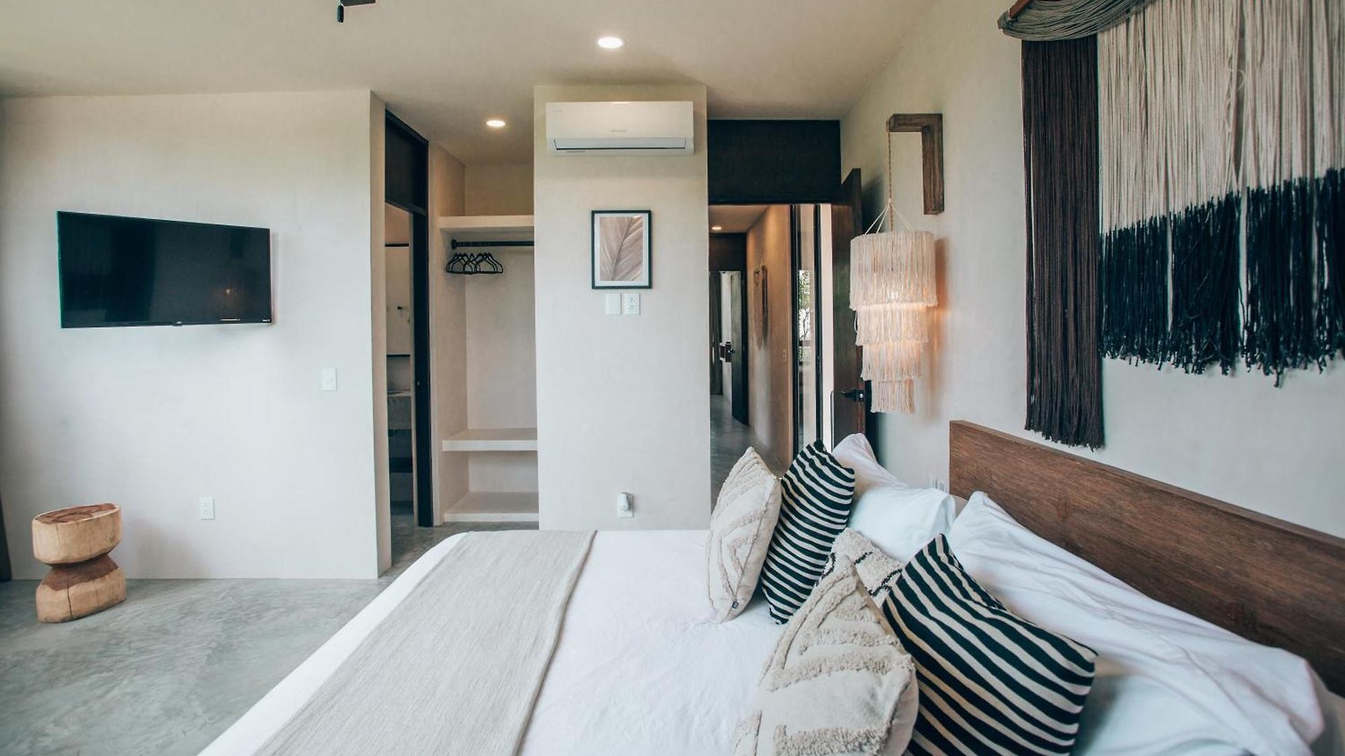 Boho Jungle - Pvt Pool -100mbs- Concierge 7a Villa