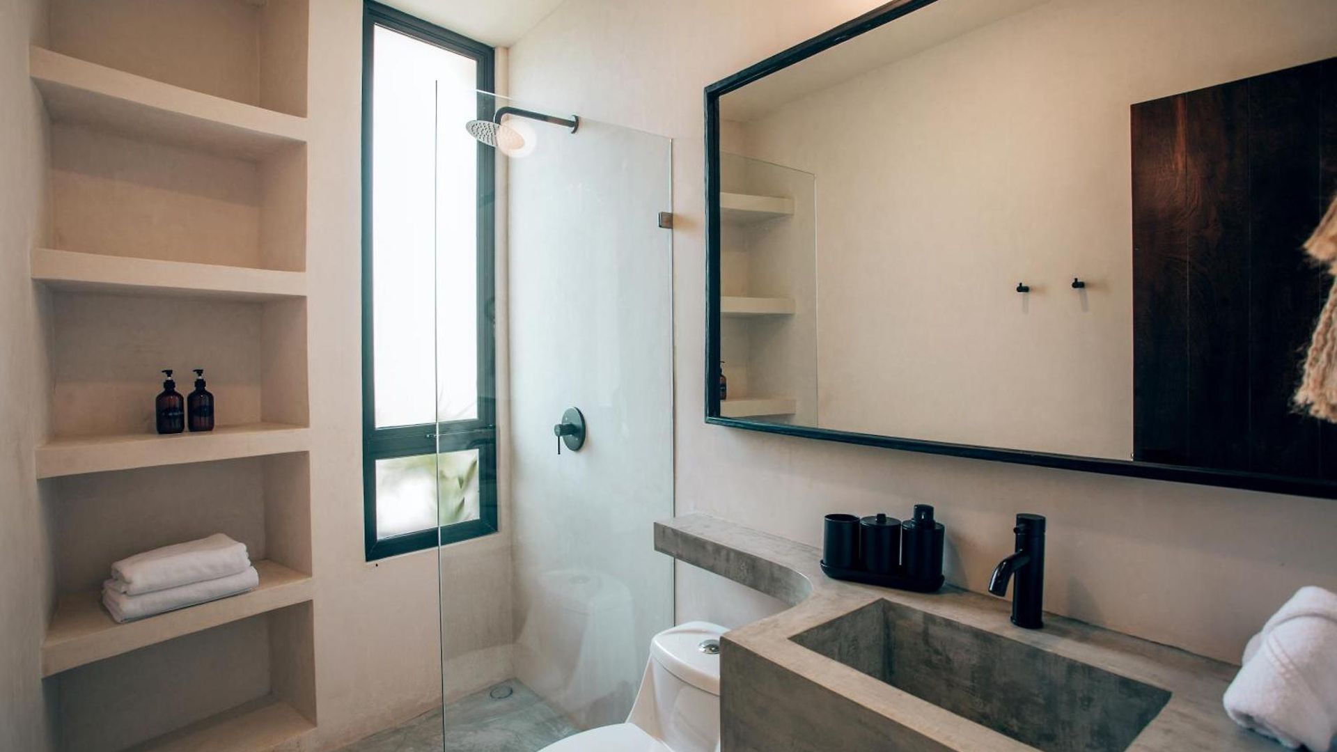 Boho Jungle - Pvt Pool -100mbs- Concierge 7a Villa