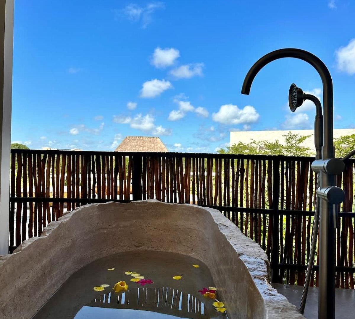 Inn Relaxing Lakeside Retreat Pool, Hot Tub Y Patio *