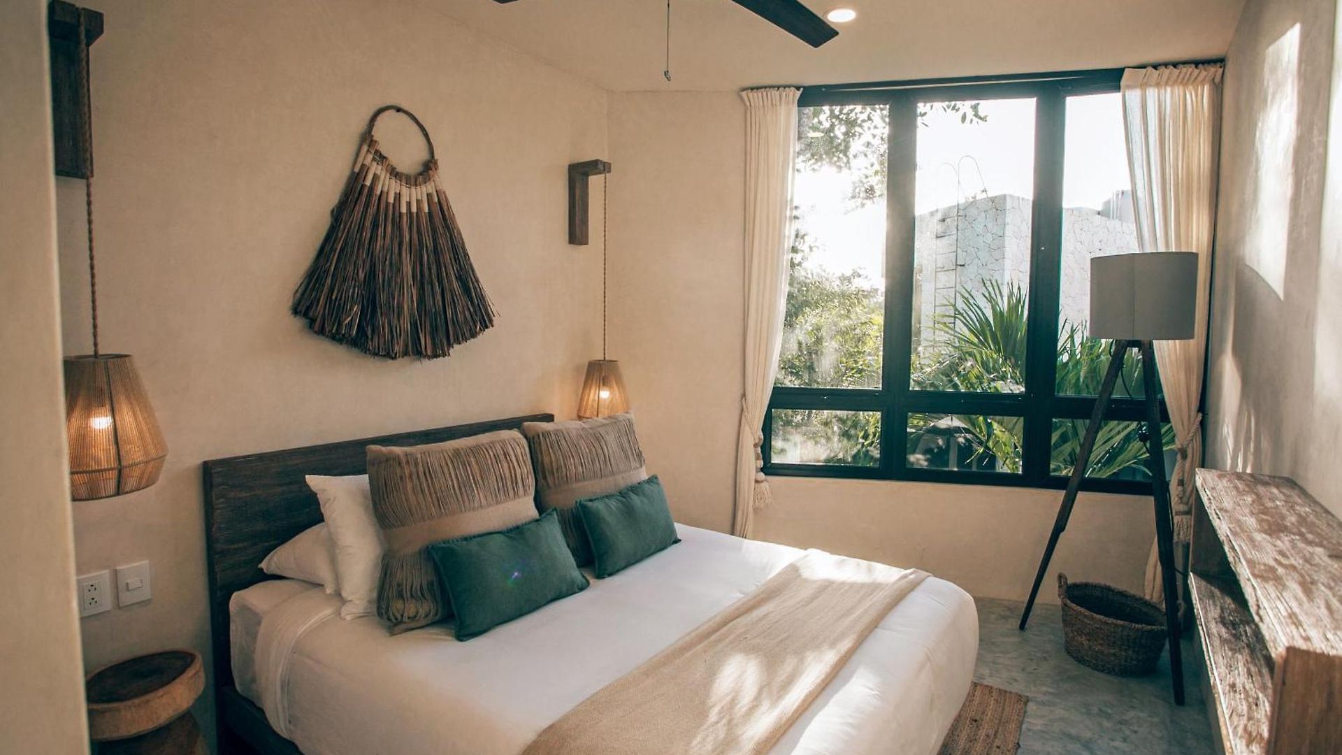 Jungle Boho - Private Pool - Concierge 6b *