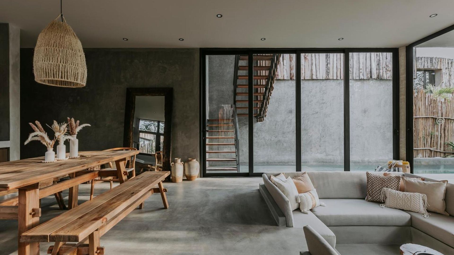 Media Luna Boho Chic E11 Pvt Pool Concierge