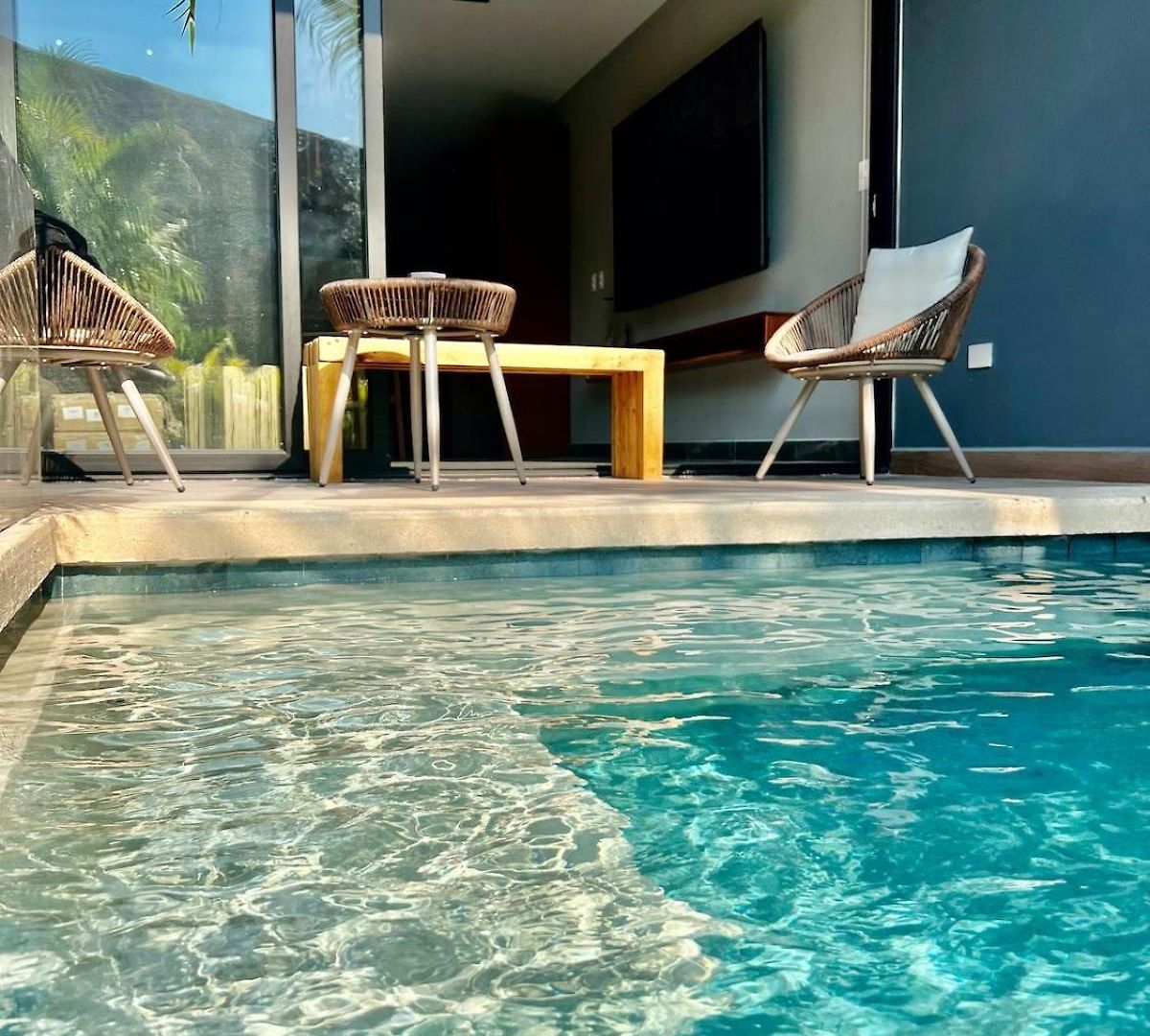 Exclusivo! 2 Dormitorios, 4 Camas, De 1 A 6 Huéspedes Con Terraza Directo A La Alberca Y Otra Alberca Azotea Wifi , Gym , Sauna, Elevador Y Mas!!! Apartamento