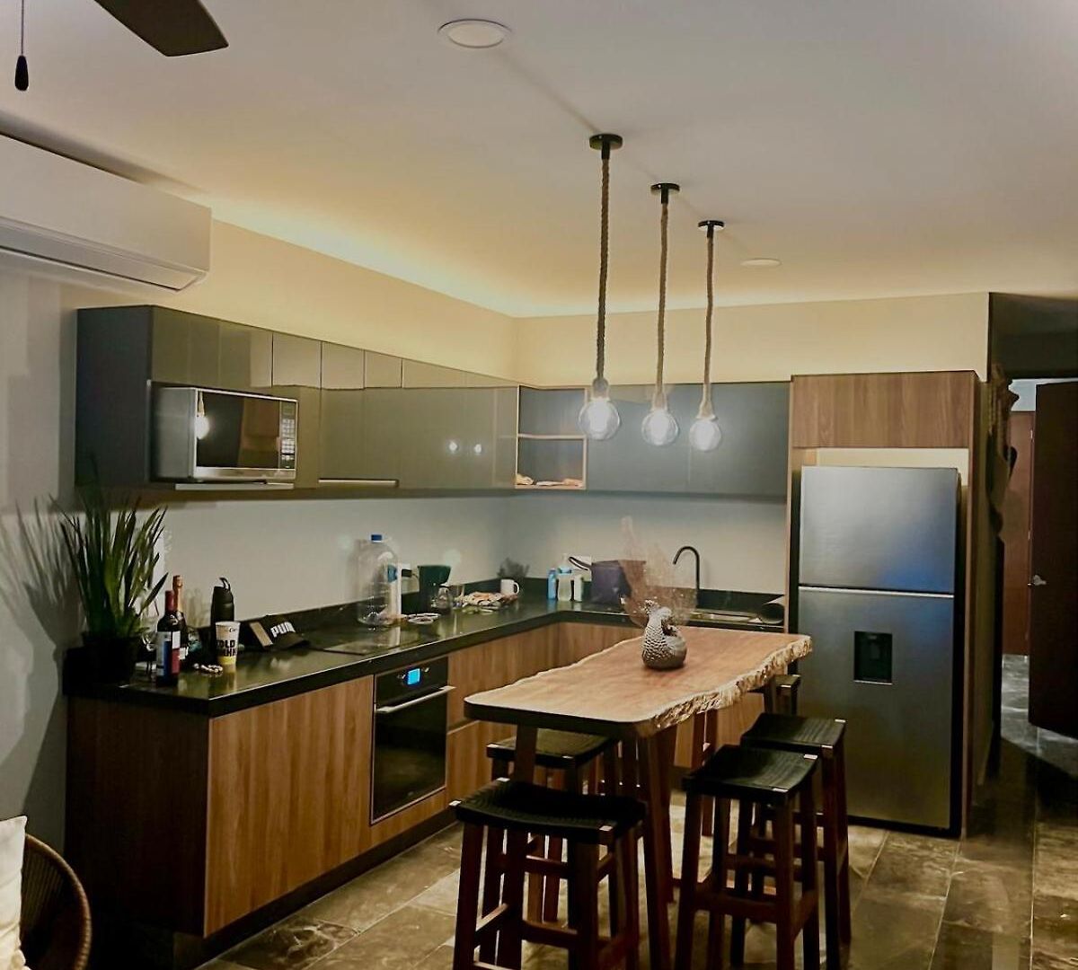 Apartamento Exclusivo! 2 Dormitorios, 4 Camas, De 1 A 6 Huéspedes Con Terraza Directo A La Alberca Y Otra Alberca Azotea Wifi , Gym , Sauna, Elevador Y Mas!!! *