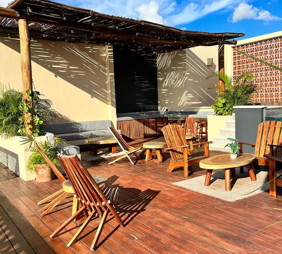 Jacuzzi Retreat Sunrise Haven Apartment *