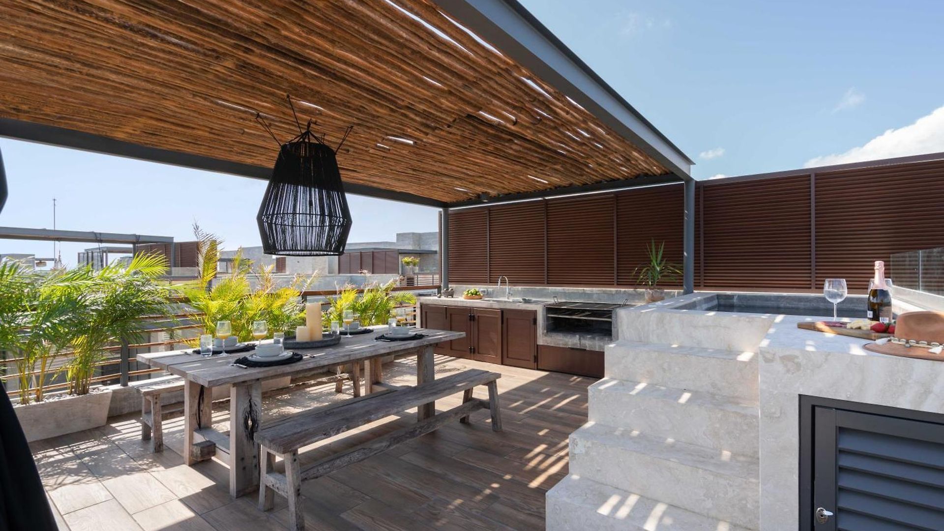 Amazing Penthouse Private Pool Close To Apartment