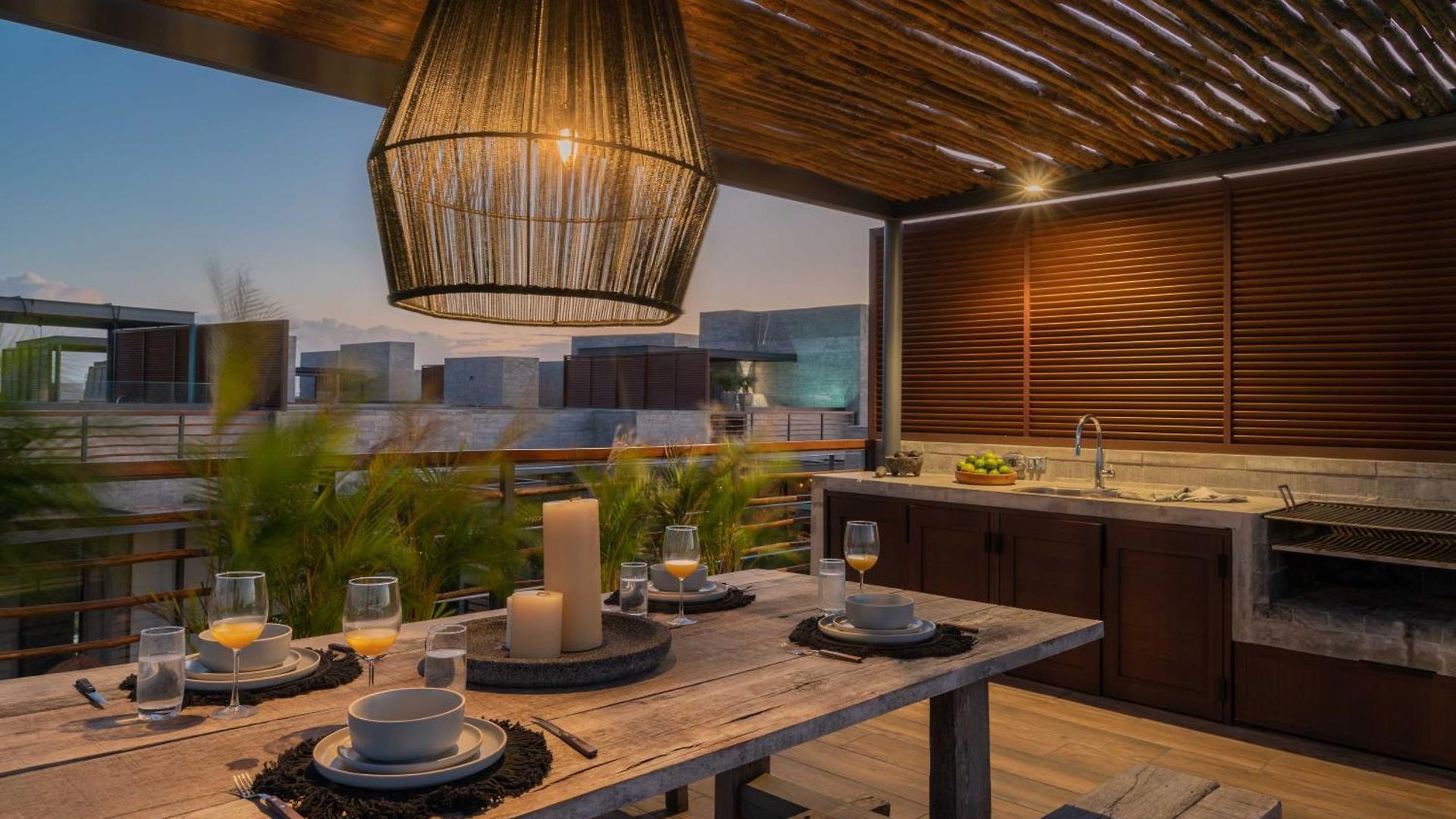 Amazing Penthouse Private Pool Close To Apartment