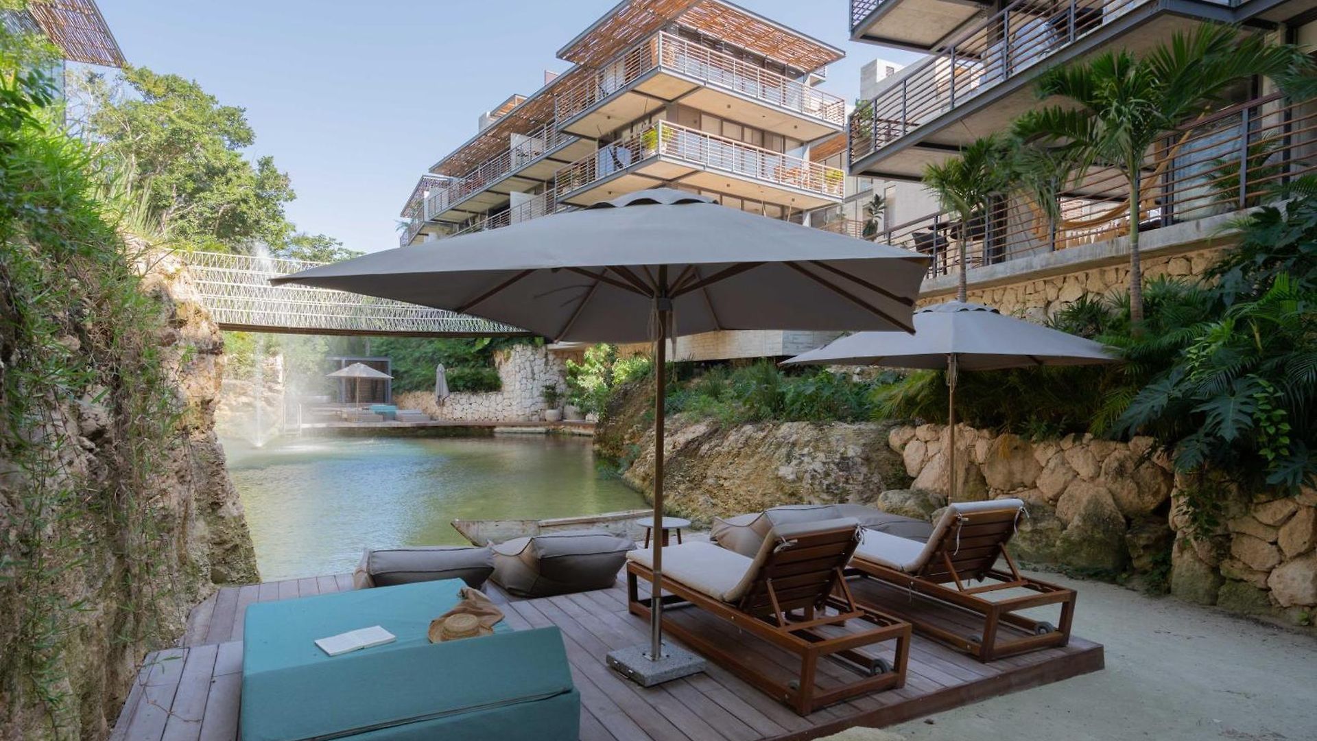 Amazing Penthouse Private Pool Close To Apartment *