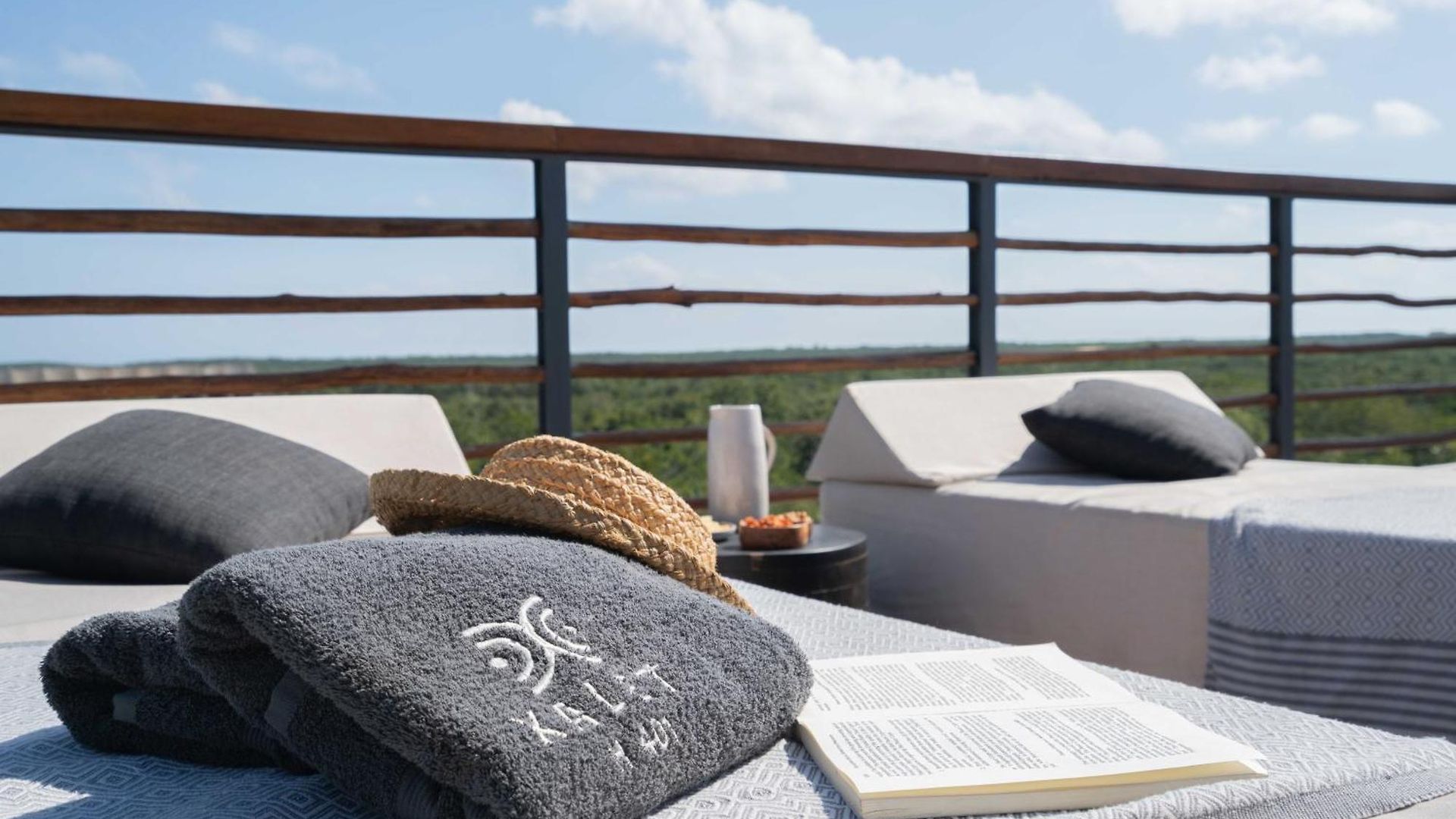 Apartment Amazing Penthouse Private Pool Close To