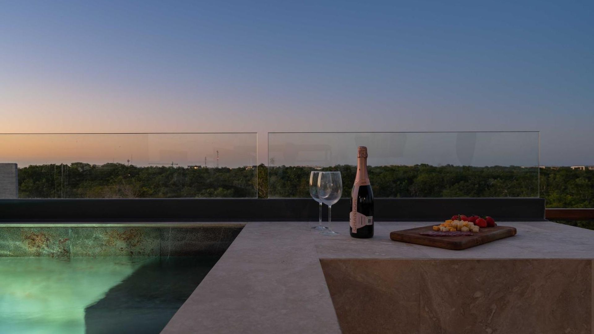 Amazing Penthouse Private Pool Close To Apartment *